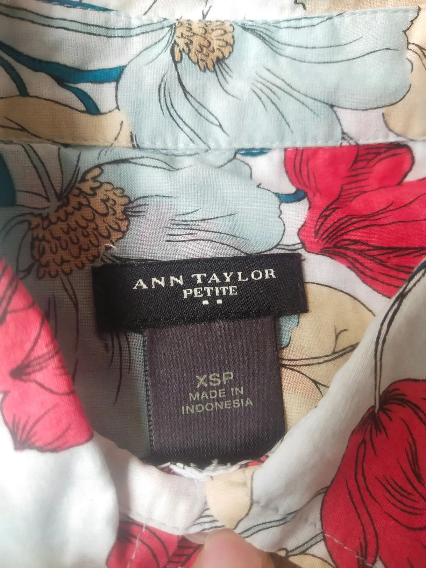 Ann Taylor Ann Taylor Petite Woman Floral Button-up Shirt Size XS / US 0-2 / IT 36-38 - 6 Thumbnail