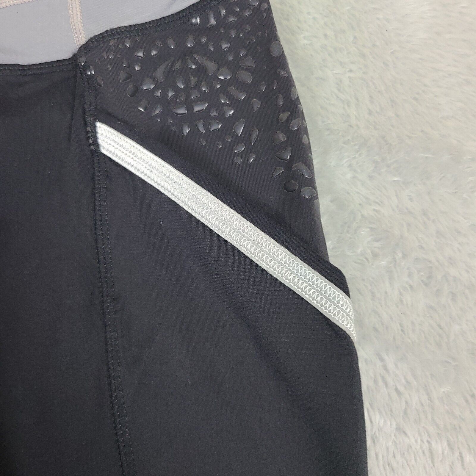 Lululemon LULULEMON Womens Ruched Capri Cropped Leggings Size 6 Size 28" / US 6 / IT 42 - 3 Thumbnail