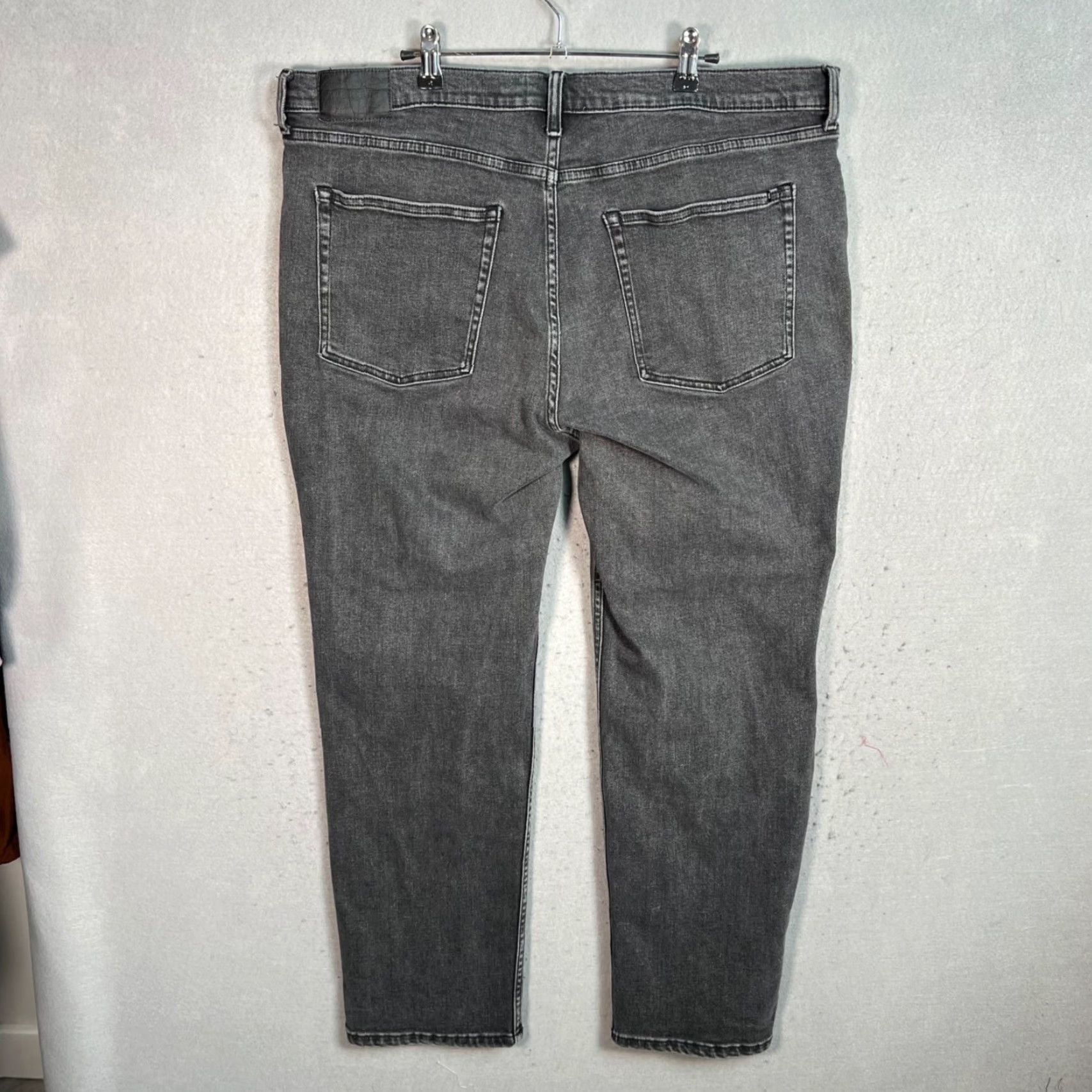 Everlane EVERLANE Straight-Leg Jeans Gray Adult 40 x 29 Cotton Blend Denim Mens Size US 40 / EU 56 - 2 Thumbnail