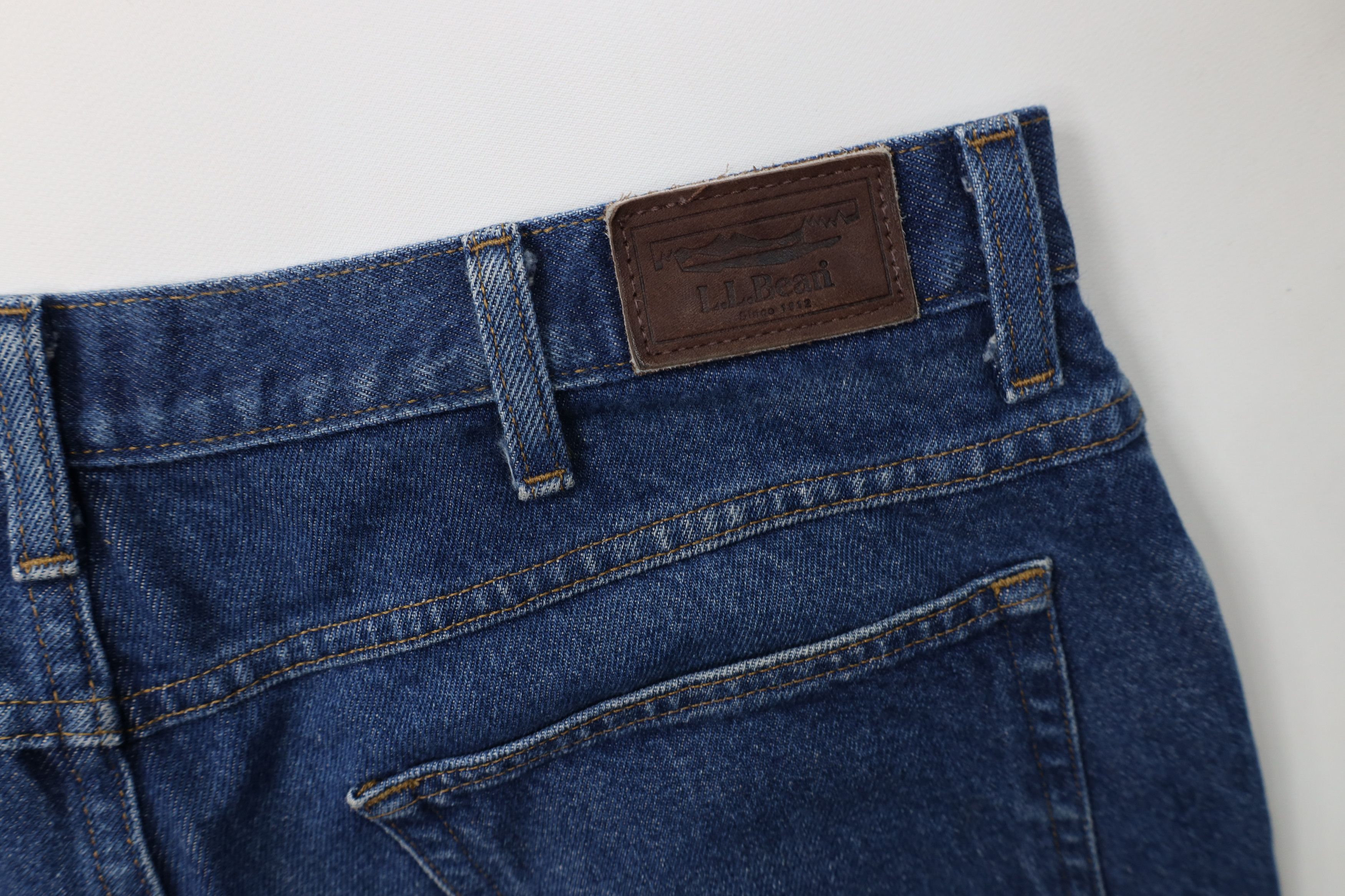 L.L. Bean Vintage Y2K LL Bean Relaxed Fit Denim Jeans Blue Cotton Size US 37 - 15 Thumbnail