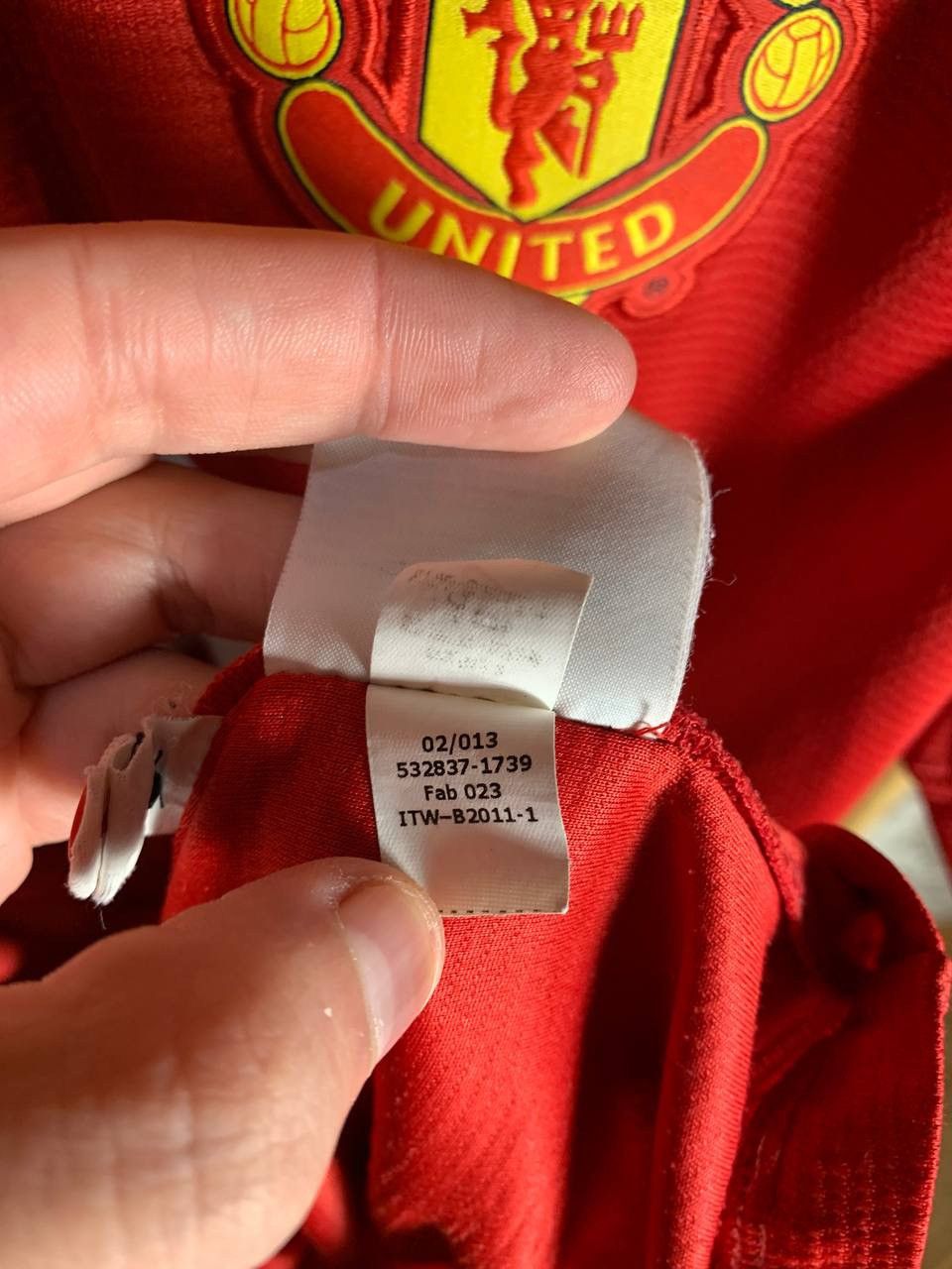 Adidas VINTAGE NIKE MANCHESTER UNITED SOCCER JERSEY HOME Y2K RARE Size US L / EU 52-54 / 3 - 7 Thumbnail