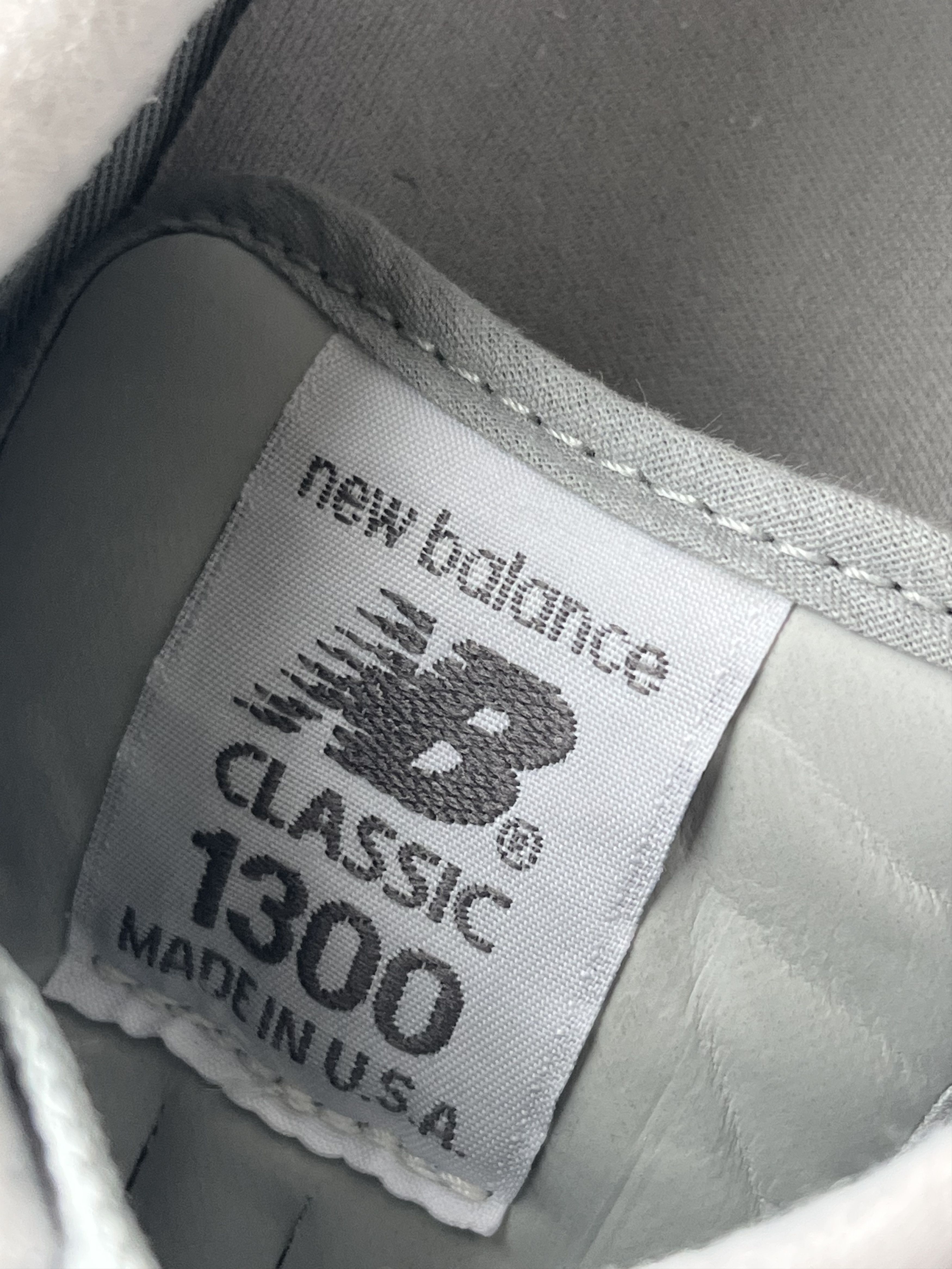 New Balance 1300 Made in USA Classic Retro running sneakers