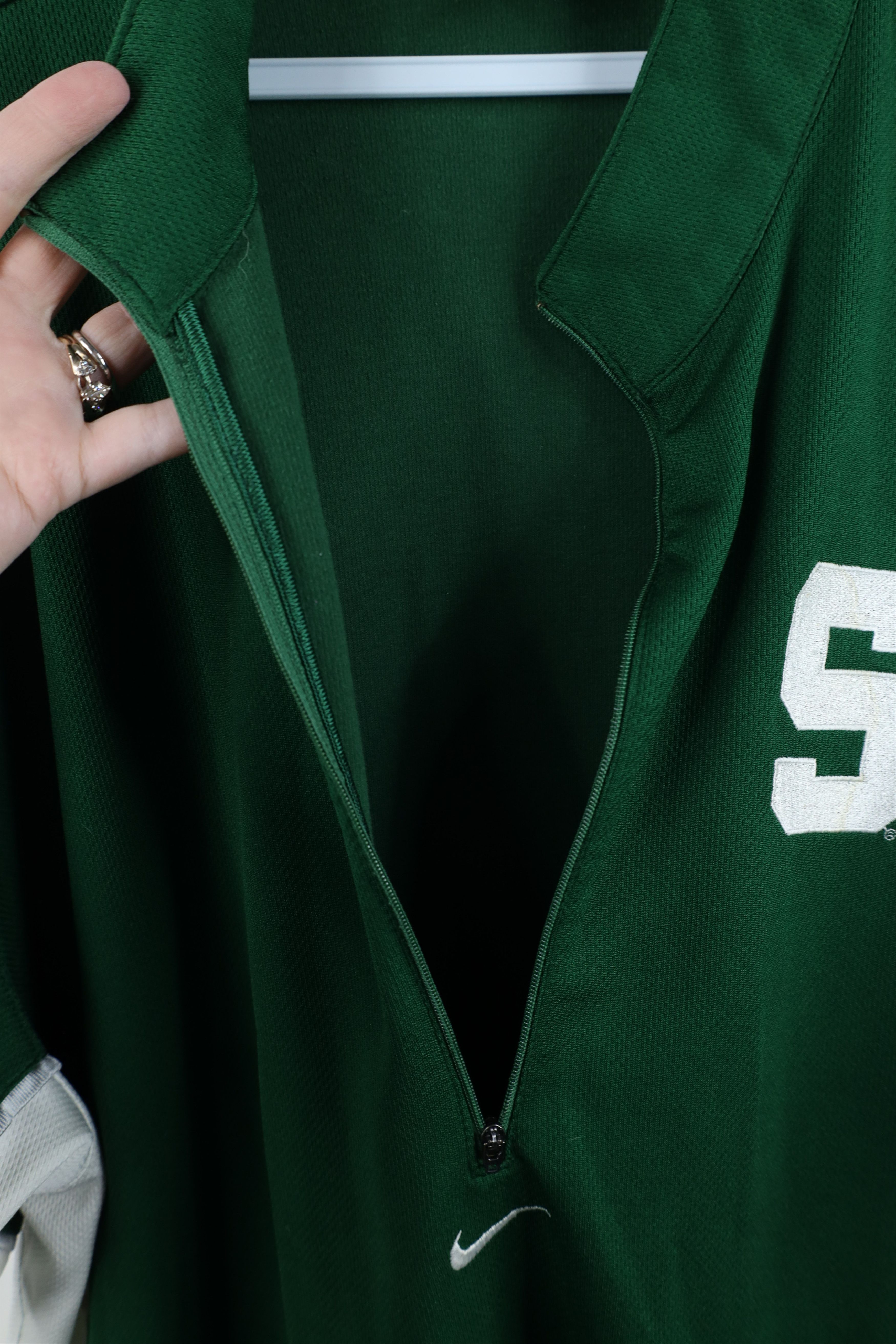Nike Vintage Nike Swoosh Michigan State University Shirt Team Size US XL / EU 56 / 4 - 9 Thumbnail
