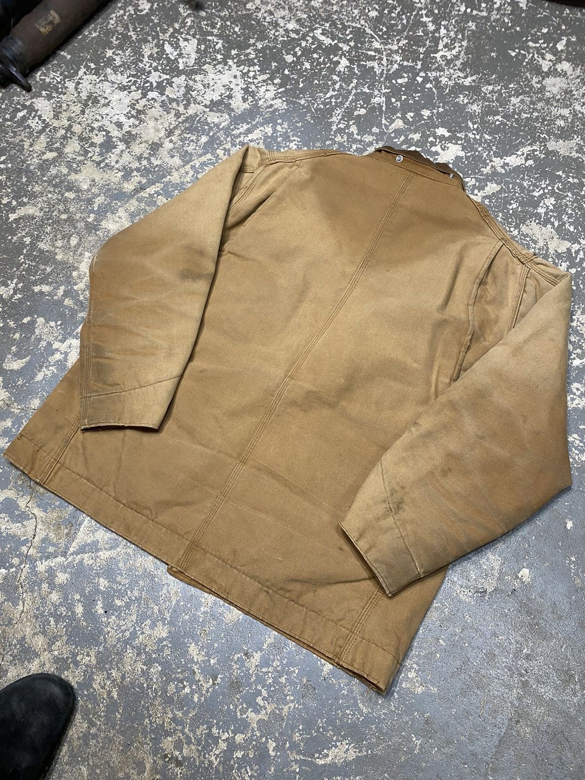 Carhartt × Vintage Vintage Carhartt Tan Insulated Chore Coat Jacket Faded 70s Size US L / EU 52-54 / 3 - 13 Thumbnail