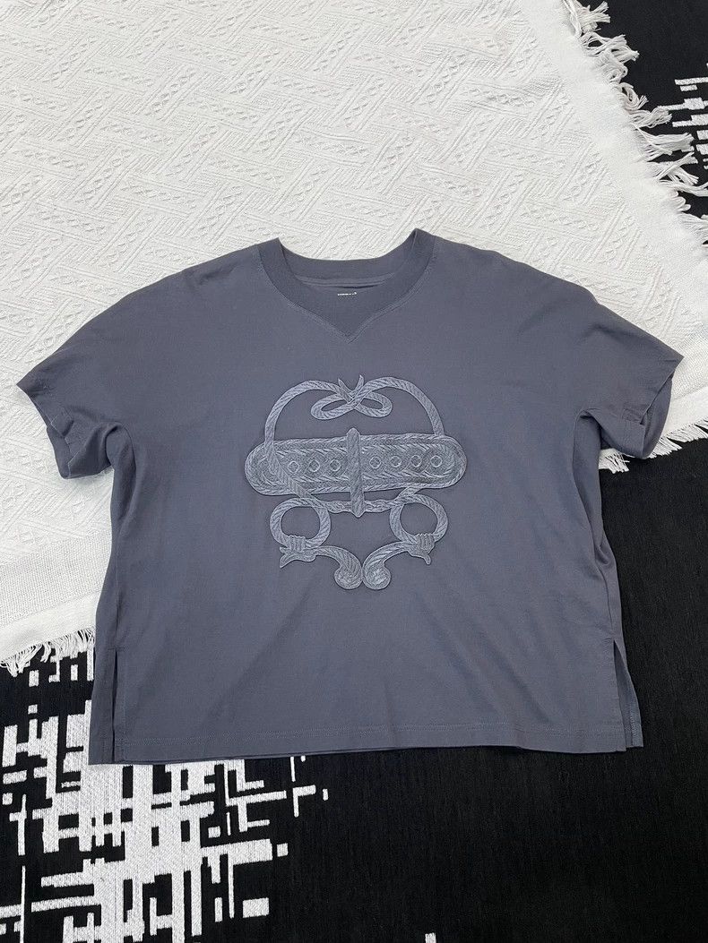 Hermes Hermes Navy Embroidered Short Sleeve T-shirt Size US S / EU 44-46 / 1 - 1 Thumbnail