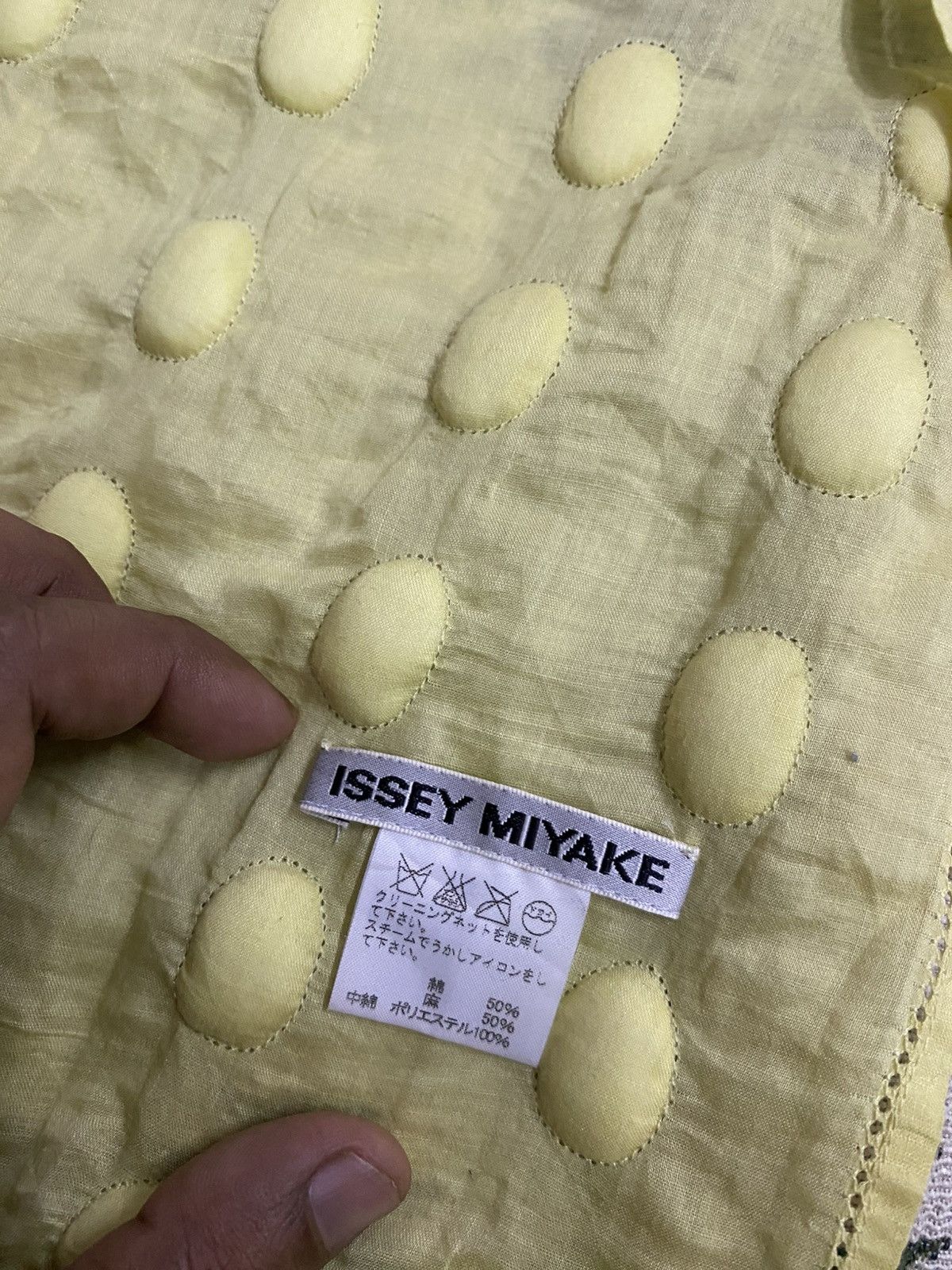 Issey Miyake 2000s ISSEY MIYAKE PUFF SCARF Size ONE SIZE - 9 Thumbnail