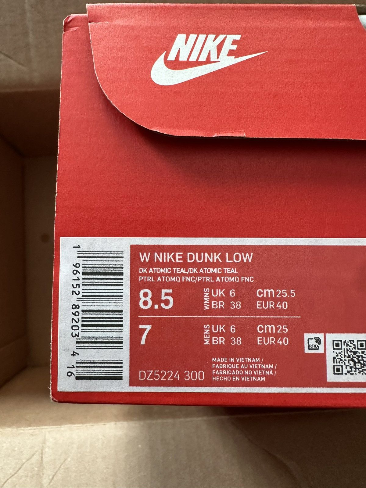 Nike Nike Dunk Low Velvet Teal Size US 7 / EU 40 - 8 Thumbnail