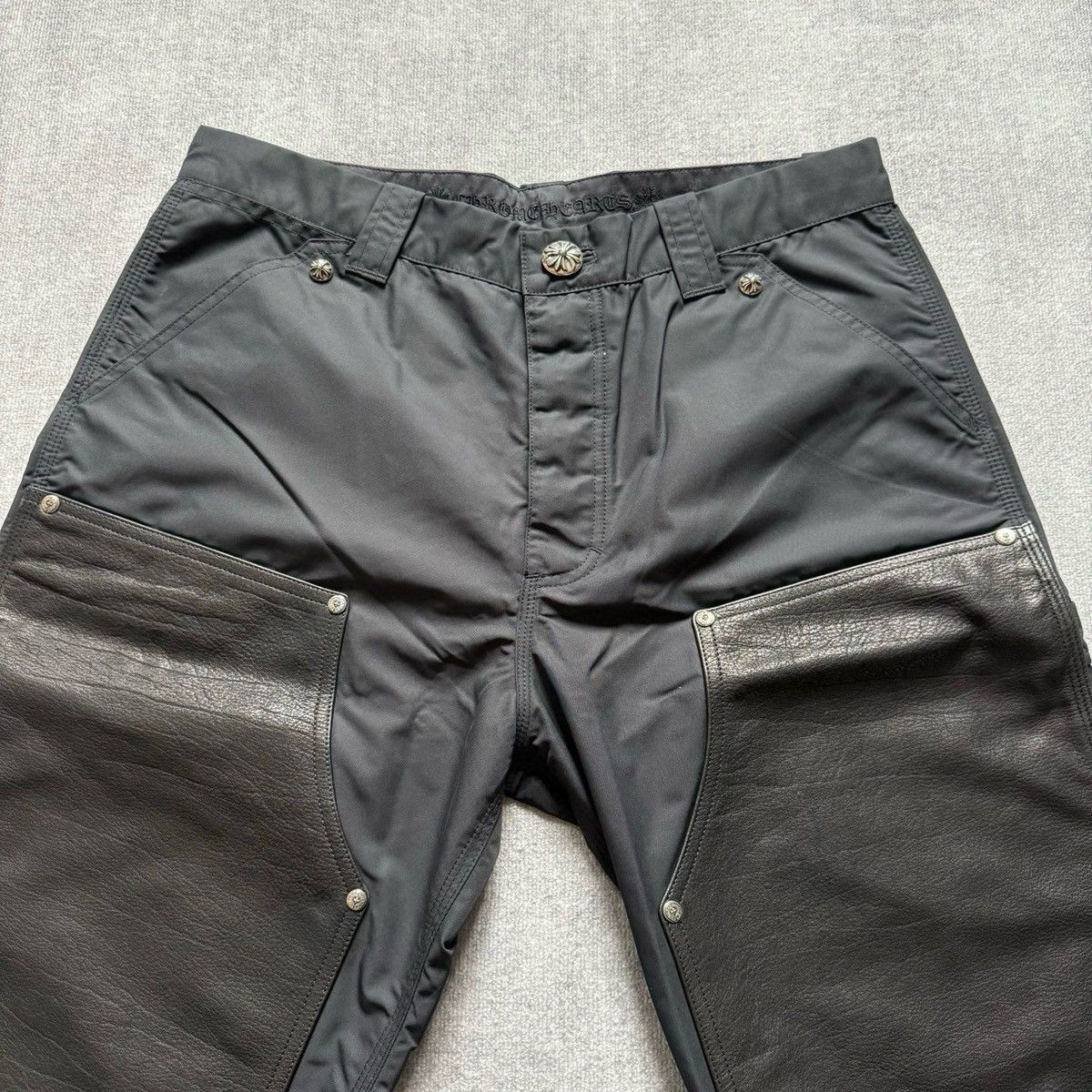 Chrome Hearts Chrome Hearts Black Nylon & Leather Carpenter Short size 33 Size US 33 - 2 Thumbnail