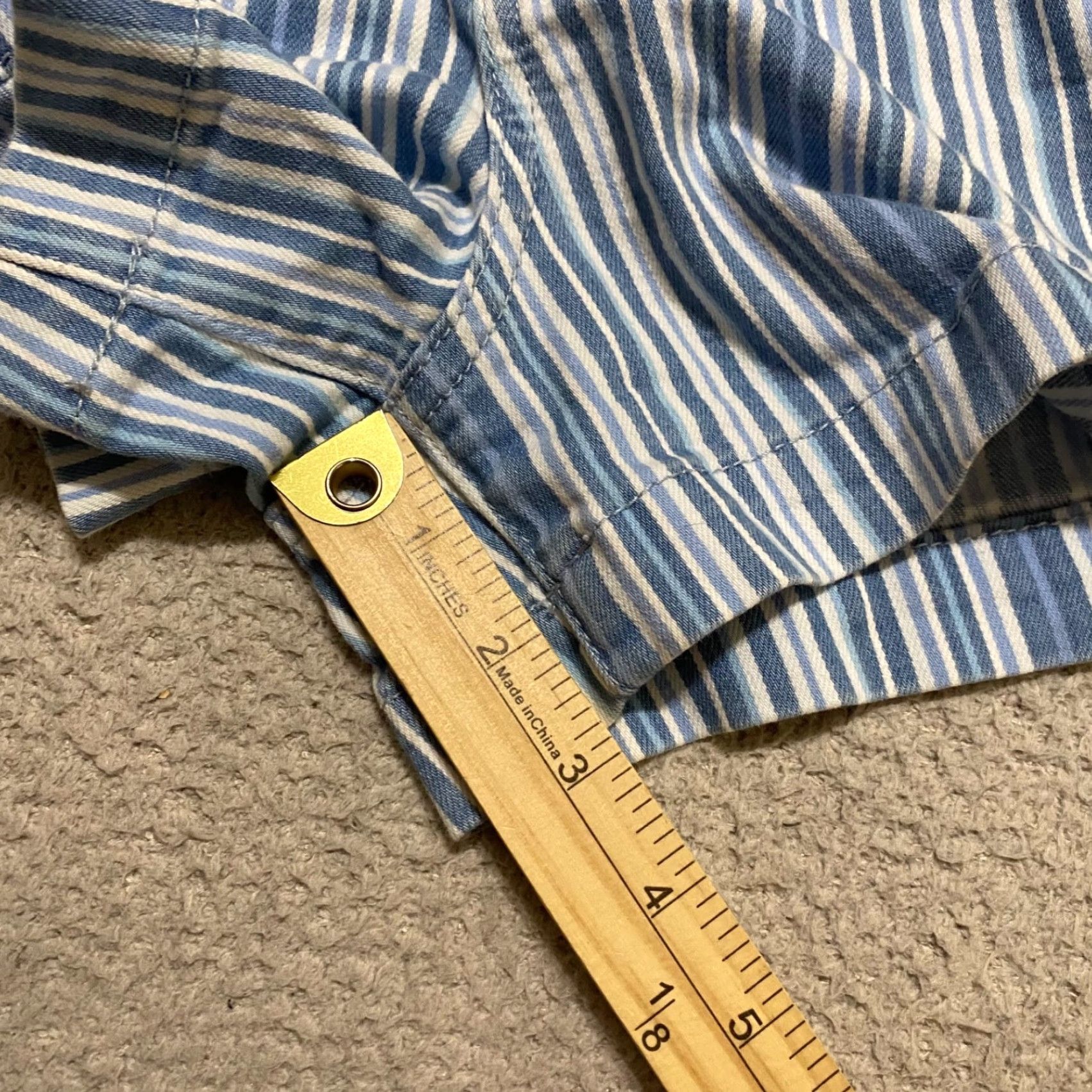 American Eagle Outfitters American Eagle Outfitters Womens Jeans Mom Shorts Blue Striped Denim High Rise 0 3in Inseam 5-Pocket Logo Denim 90s Modern Casual Womens Size 25" / US 0 / IT 36 - 6 Thumbnail