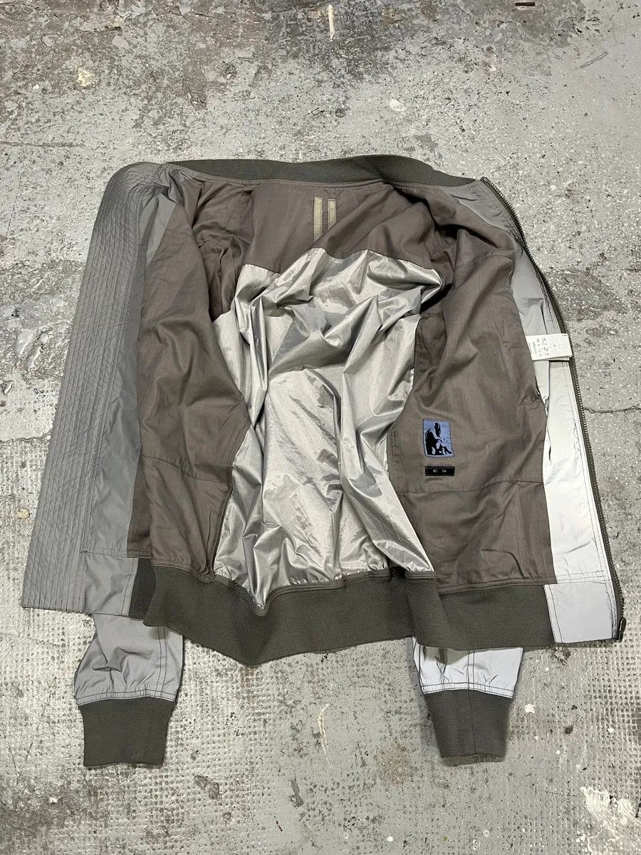 Rick Owens Rick Owens Grey Reflective Nylon Bomber Jacket Size US M / EU 48-50 / 2 - 9 Thumbnail