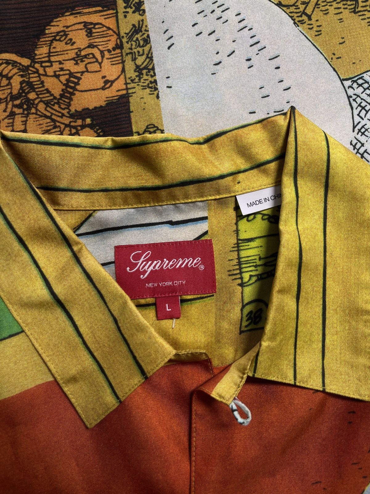 Supreme Supreme Justice League Silk Button Up Size US L / EU 52-54 / 3 - 4 Thumbnail