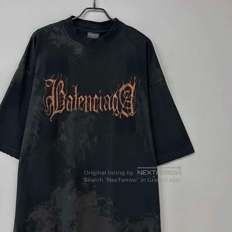 Balenciaga Balenciaga Mud-dyed distressed Sanskrit short-sleeve Size US L / EU 52-54 / 3 - 3 Thumbnail