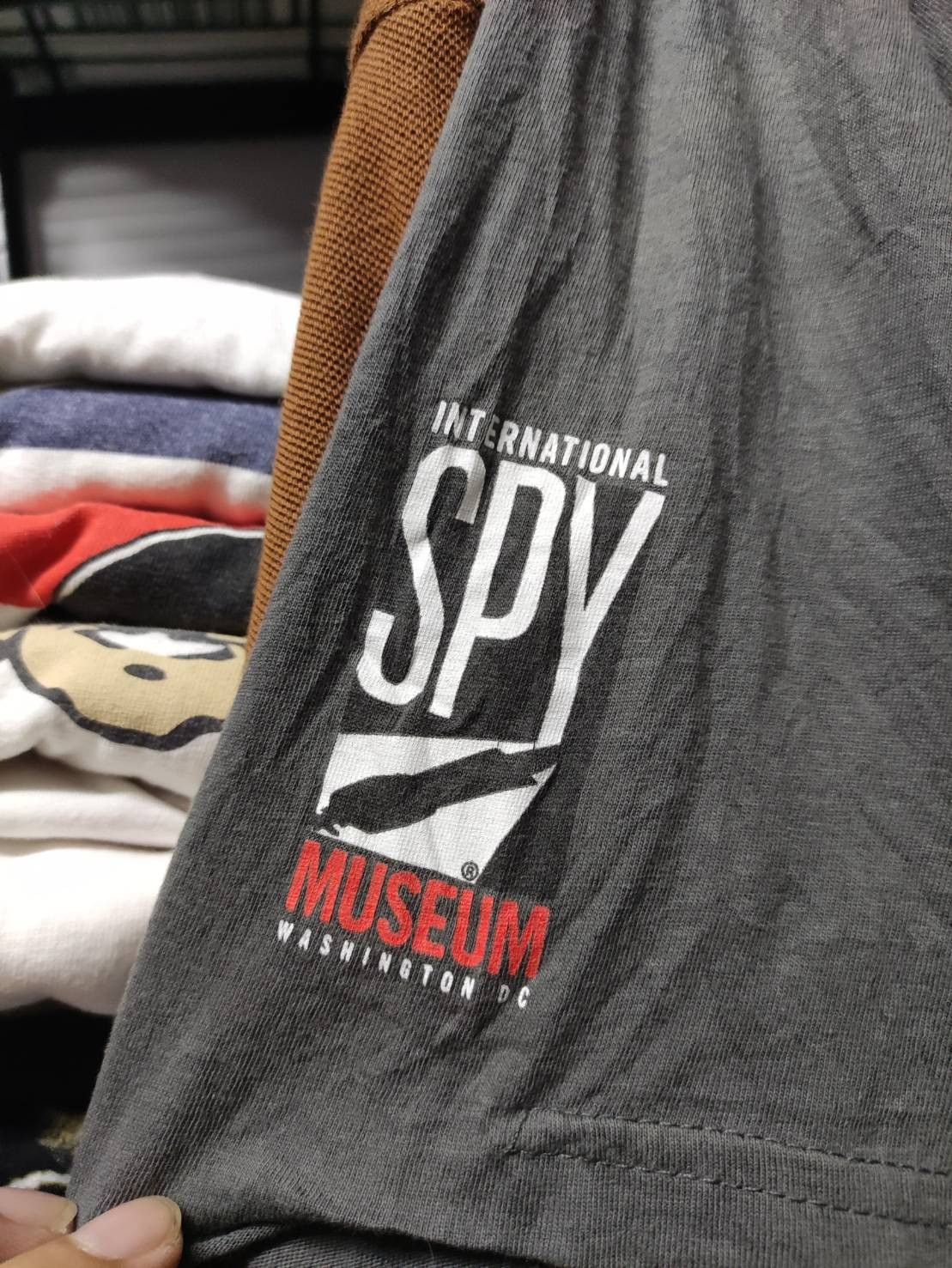 POP MAGAZINE Mad Magazine x Spy Museum " Spy E Neuman " Exclusive T-Shirt Size US XL / EU 56 / 4 - 6 Thumbnail
