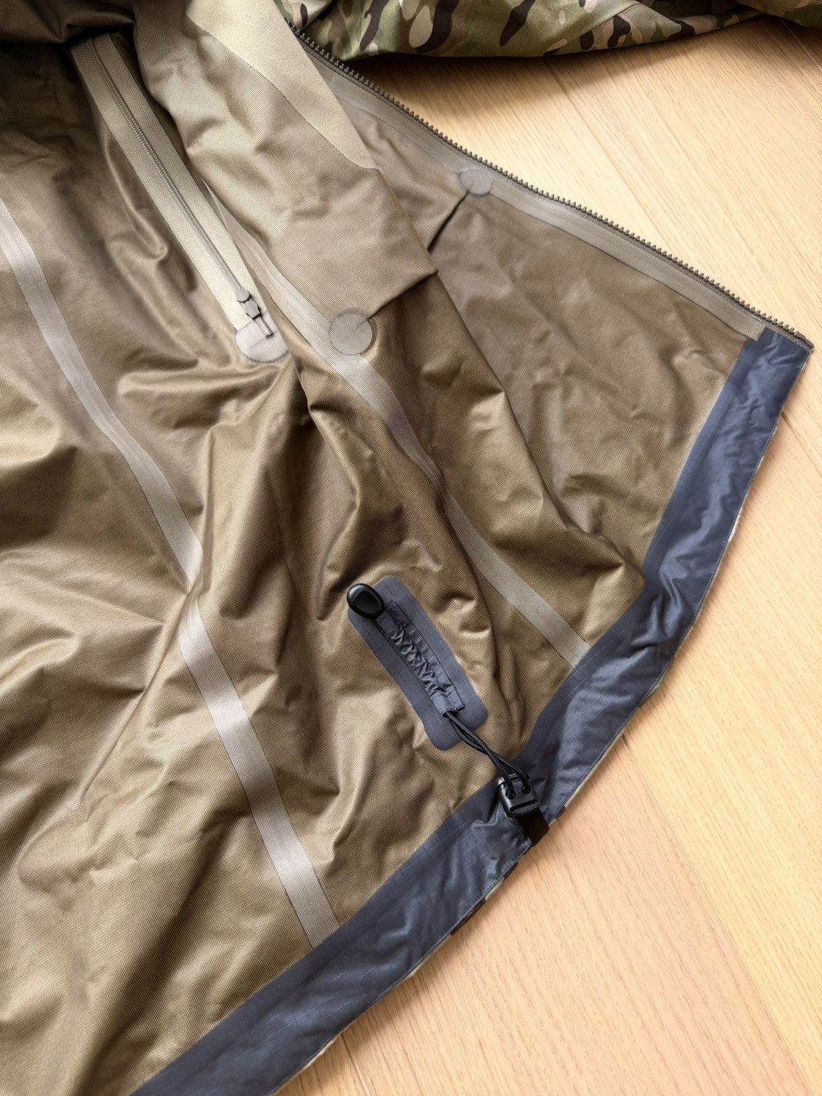 Arc'teryx Arc’teryx LEAF Alpha Gen 2.1 Multicam XL Size US XL / EU 56 / 4 - 17 Thumbnail