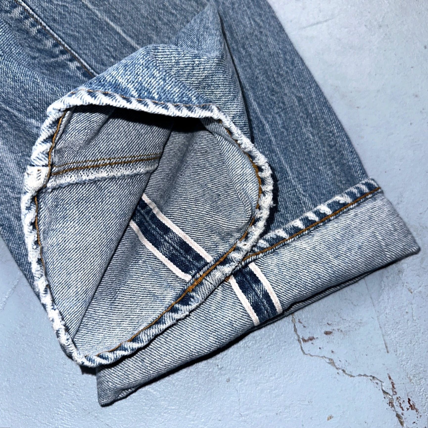 Levi's VINTAGE Levi's 501 XX Jeans 80s Redline Selvedge USA Light Wash 29x38, 29x33? Size US 29 - 4 Thumbnail