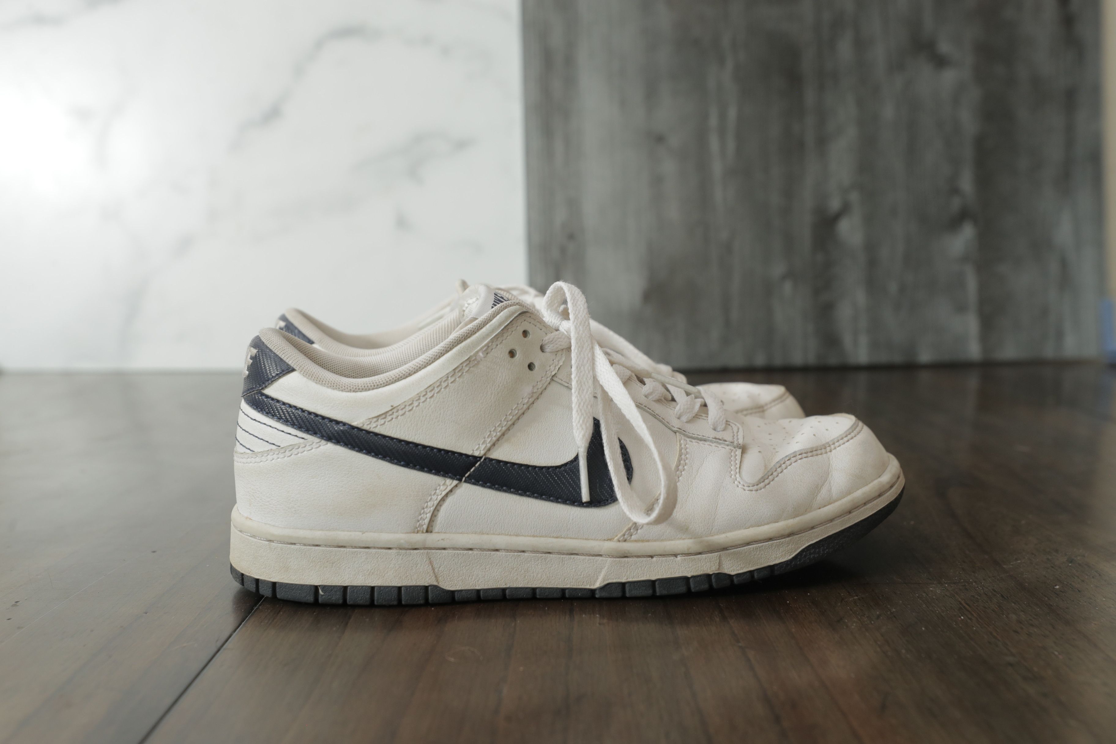 Nike Nike Dunk Low 2012 Obsidian Navy White Rare Vintage (8.5) Size US 8.5 / EU 41-42 - 5 Thumbnail