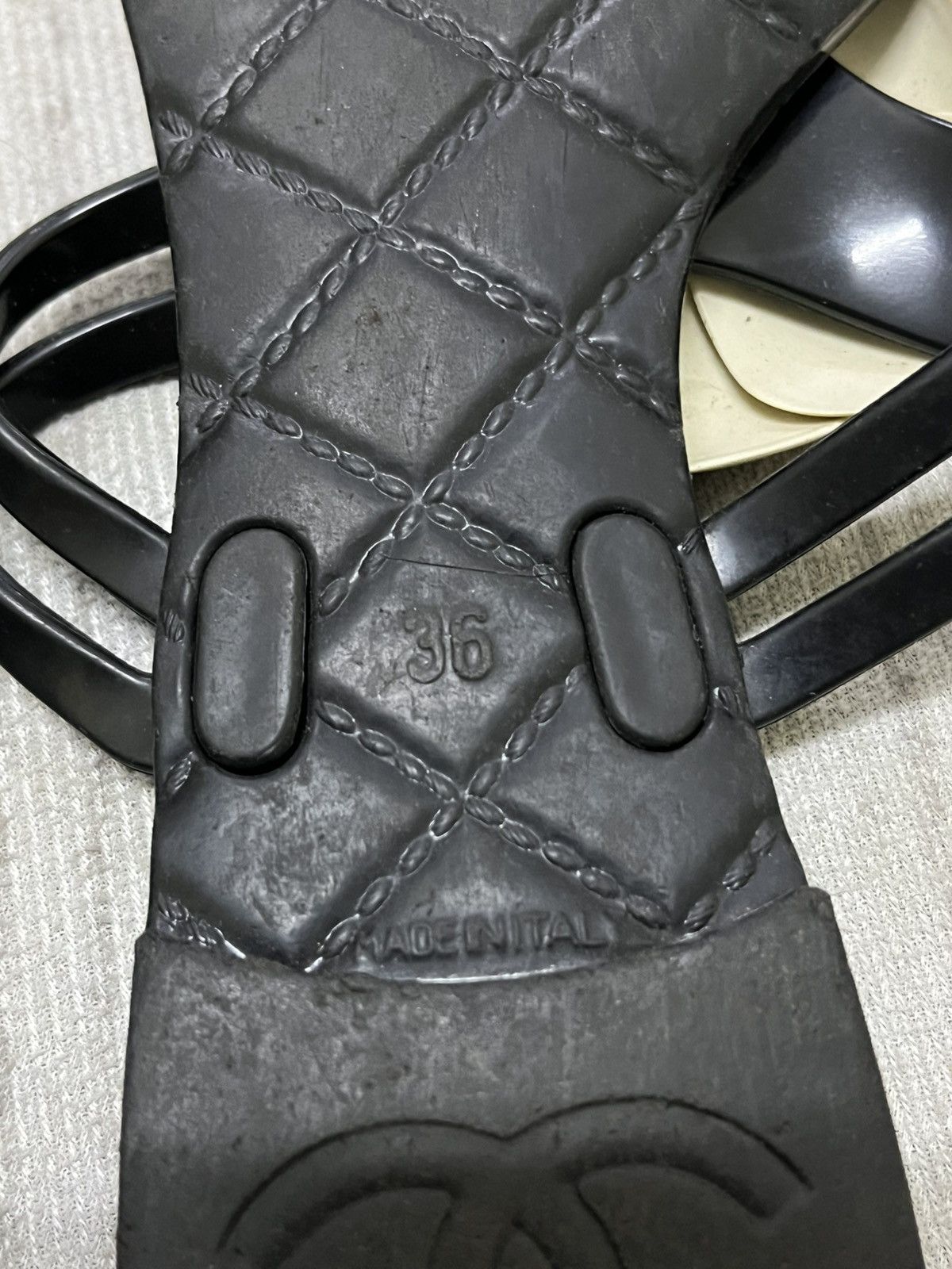 Chanel Chanel camellia sandals Size US 6 / IT 36 - 6 Thumbnail