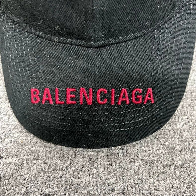Balenciaga Balenciaga Embroidered Logo baseball cap 2502-Nextarrow Size ONE SIZE - 3 Thumbnail