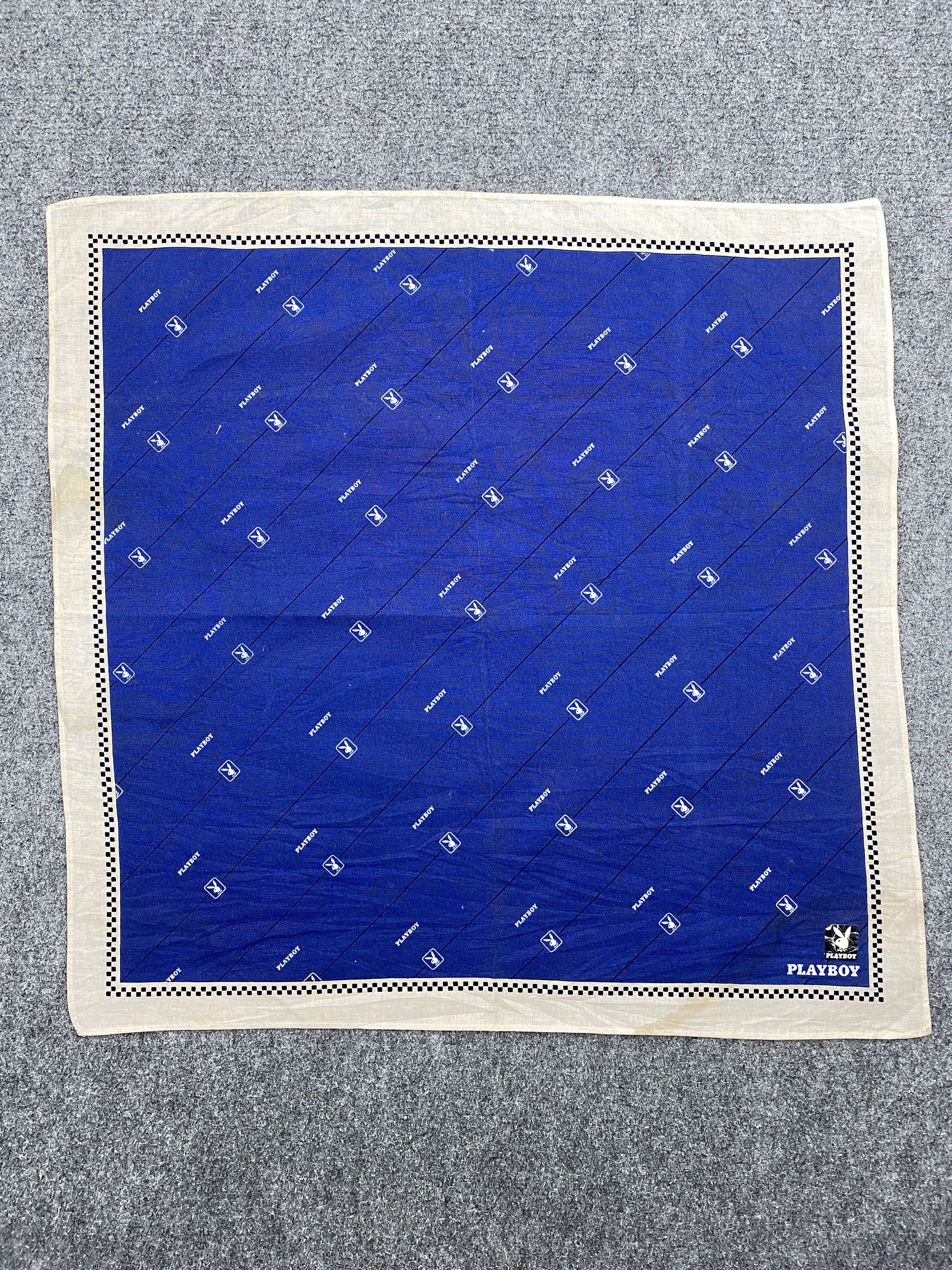 Playboy Vintage Playboy Handkerchief / Neckerchief / Bandana HKC0921 Size ONE SIZE - 4 Thumbnail