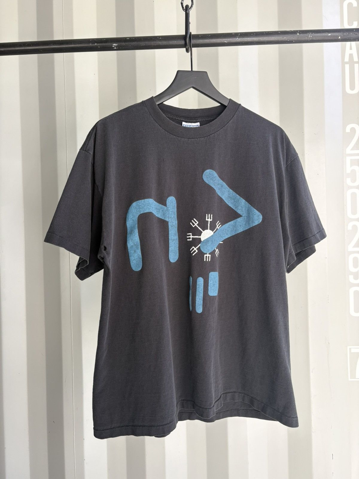 Band Tees Vintage 90s Nine Inch Nails Shirt Thrashed Faded GRUNGE Size US XL / EU 56 / 4 - 1 Thumbnail