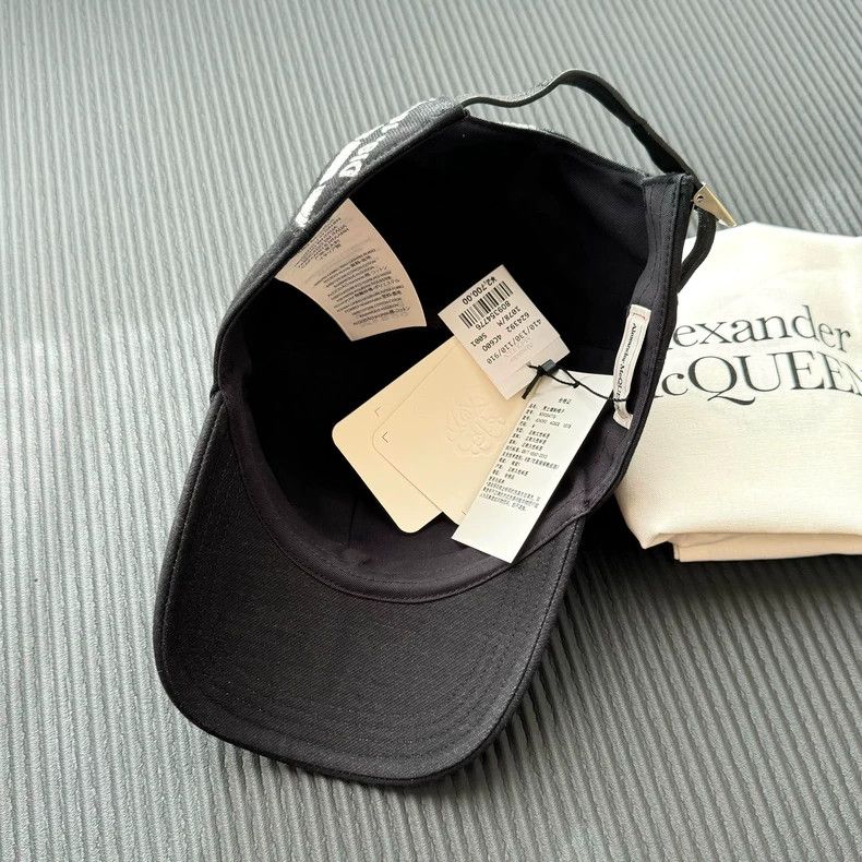 Alexander McQueen Alexander Mcqueen SizeM Sewing hats Size ONE SIZE - 5 Thumbnail