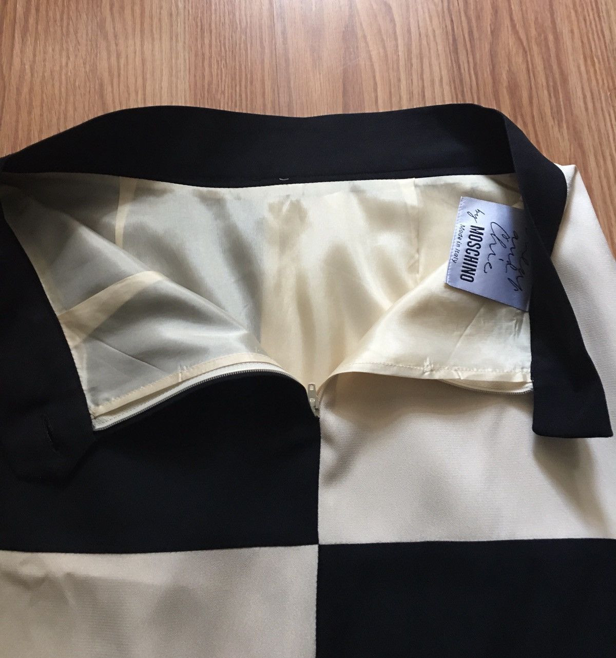Moschino × Vintage Vintage 90s MOSCHINO Cheap Chic Puzzle Skirt EU40 US10 Size 30" / US 8 / IT 44 - 8 Thumbnail