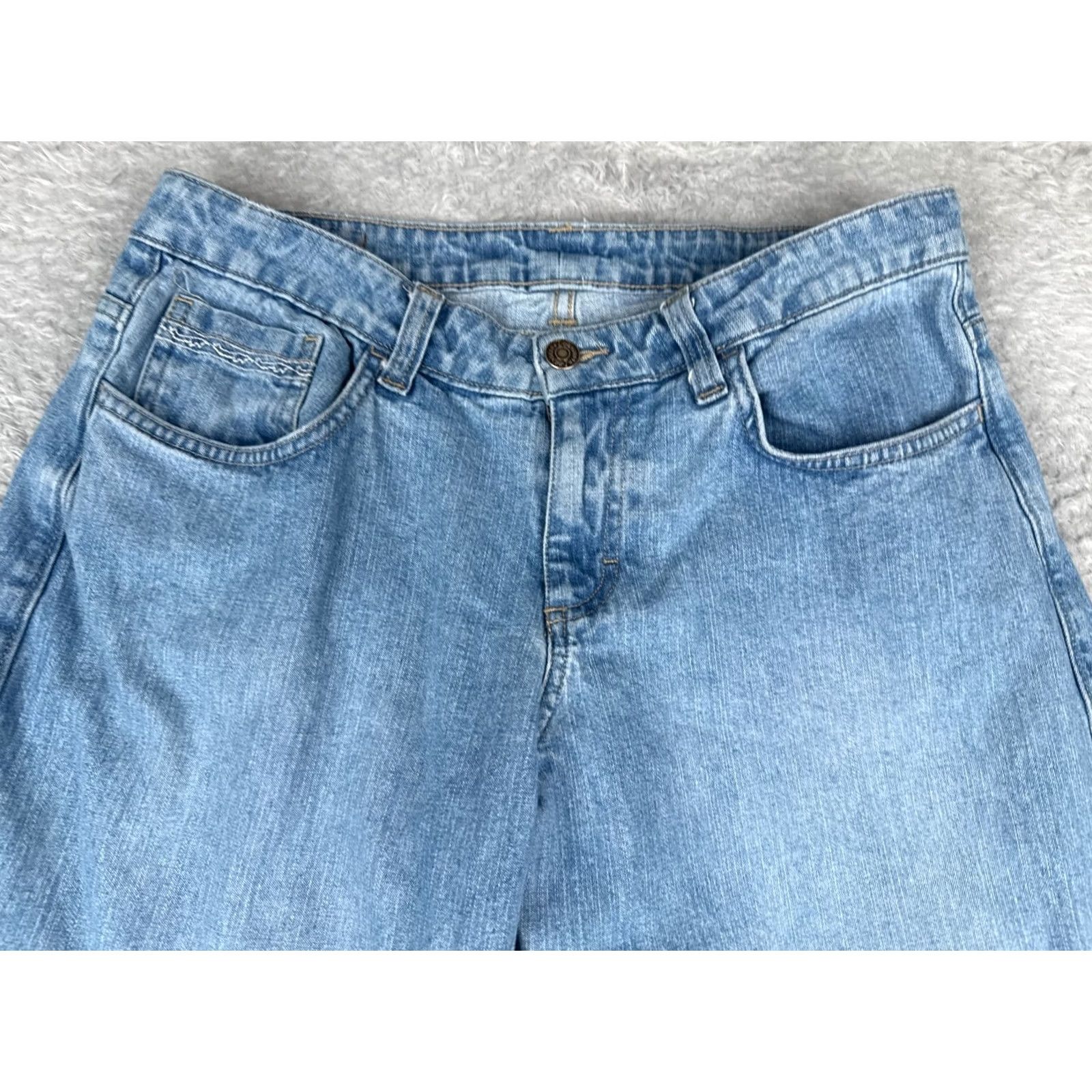 Lee Lee Jeans Women Jeans 30 Blue Denim Crop Embroidered Paisley Mid Rise 30x22 - Regular, 5-Pocket, Distressed, Bootcut, Cotton, Zip - Lee - Women Size 30" / US 8 / IT 44 - 4 Thumbnail