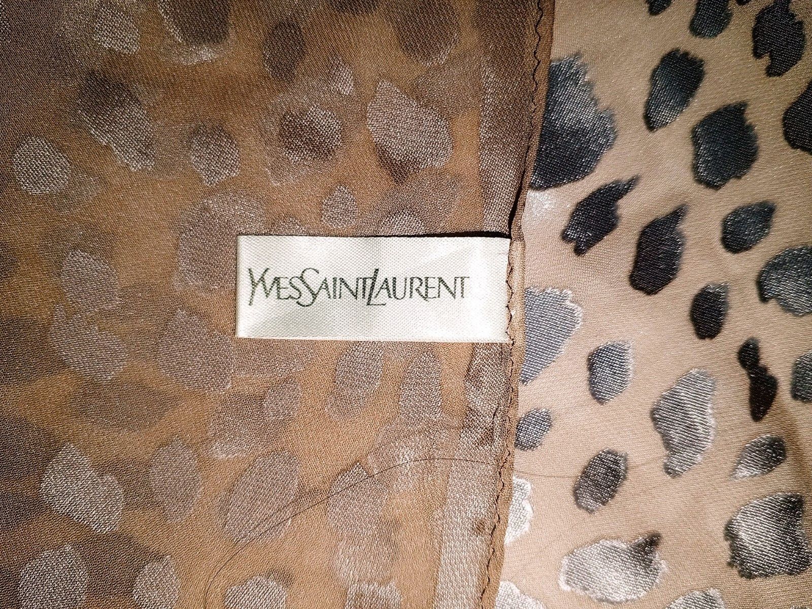 Yves Saint Laurent Yves Saint LAURENT YSL Paris Leopard Velvet Silk Scarf Size ONE SIZE - 7 Thumbnail