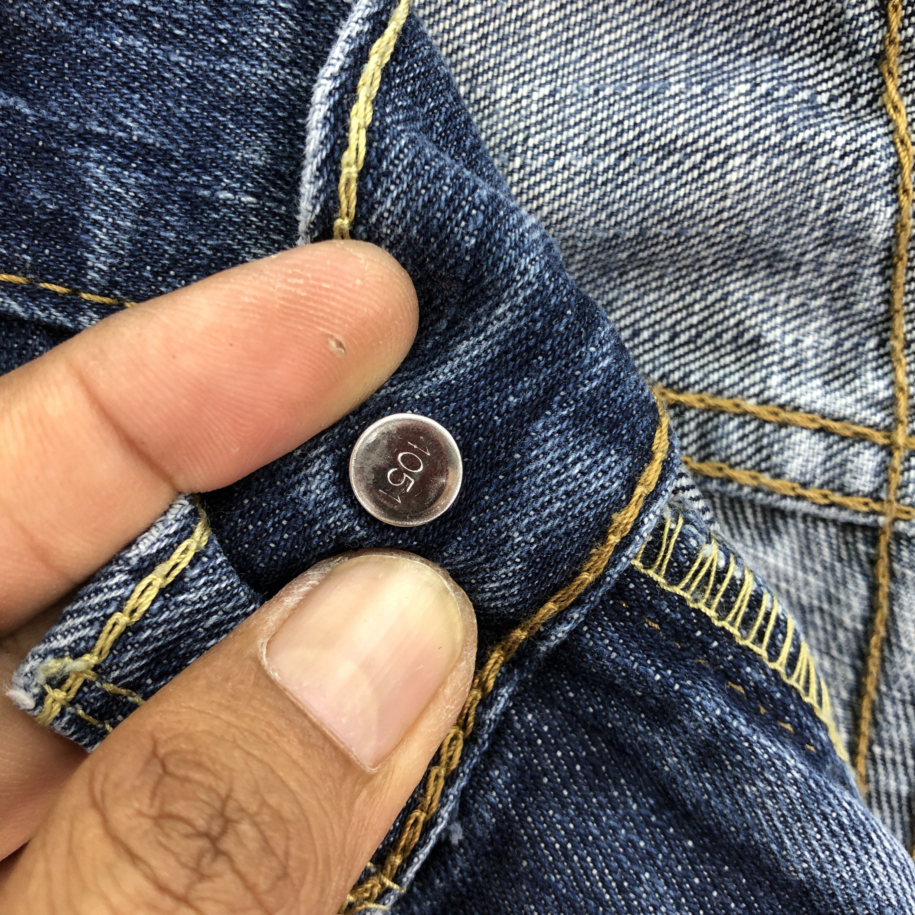 Levi's Vintage Levis 569 Baggy Jeans Levi's Faded Stonewash Denim Size US 38 / EU 54 - 7 Thumbnail