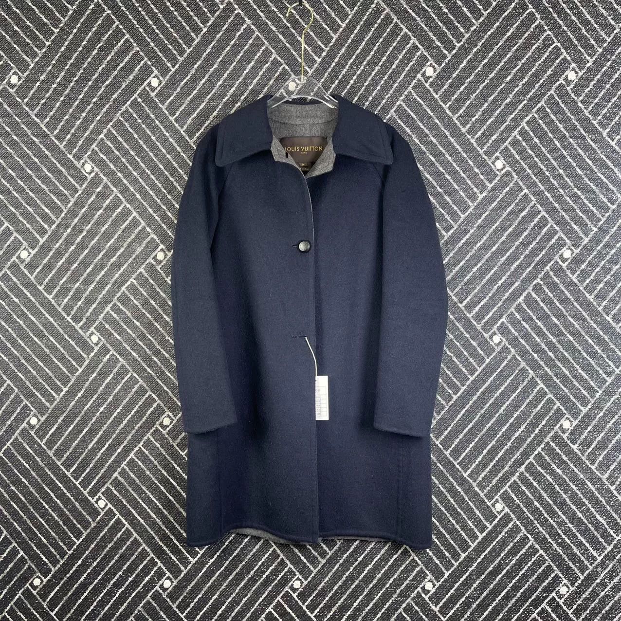 Louis Vuitton Louis Vuitton Navy Wool Coat Size XS / US 0-2 / IT 36-38 - 1 Thumbnail