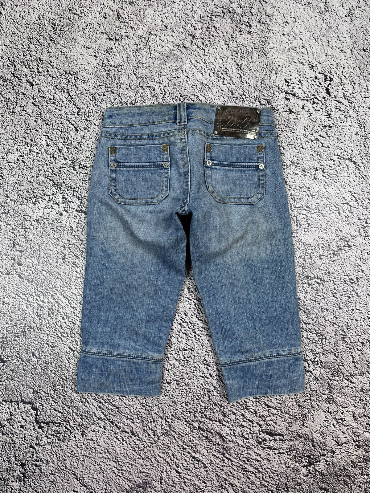 Dolce & Gabbana Vintage Dolce Gabbana Denim Breeches 3/4 Shorts Logo Size 27" / US 4 / IT 40 - 9 Thumbnail