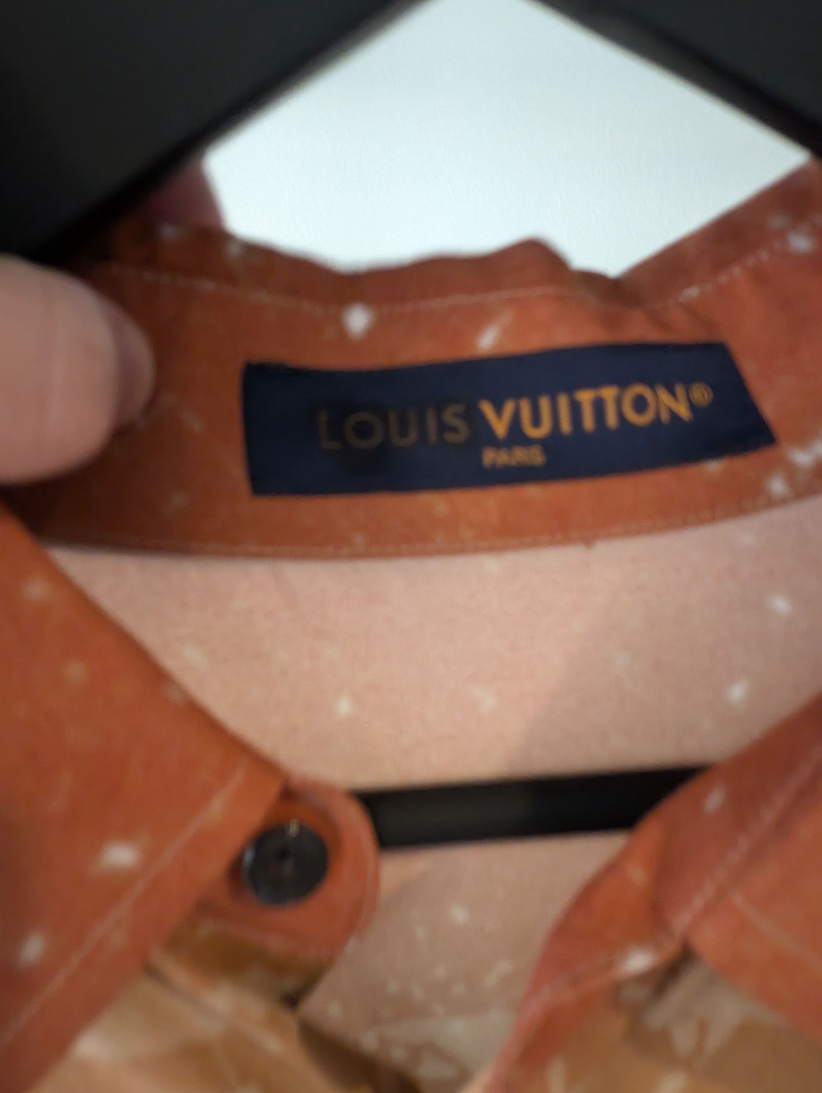 Louis Vuitton Louis Vuitton alien monogram button up shirt Size US L / EU 52-54 / 3 - 4 Thumbnail
