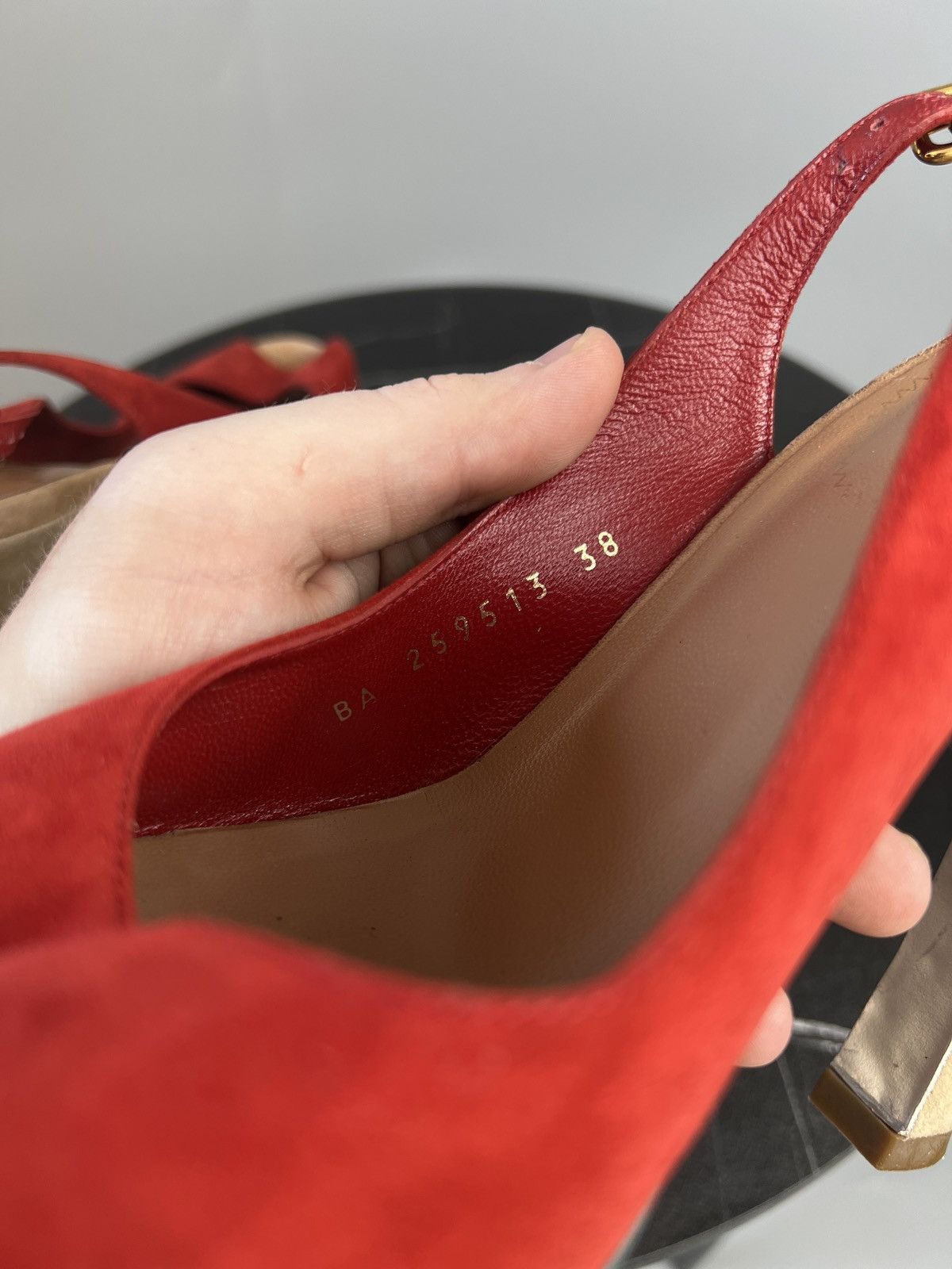 Yves Saint Laurent Yves Saint Laurent Rive Gauche Suede Platform Pumps (Y0498) Size US 8 / IT 38 - 10 Thumbnail