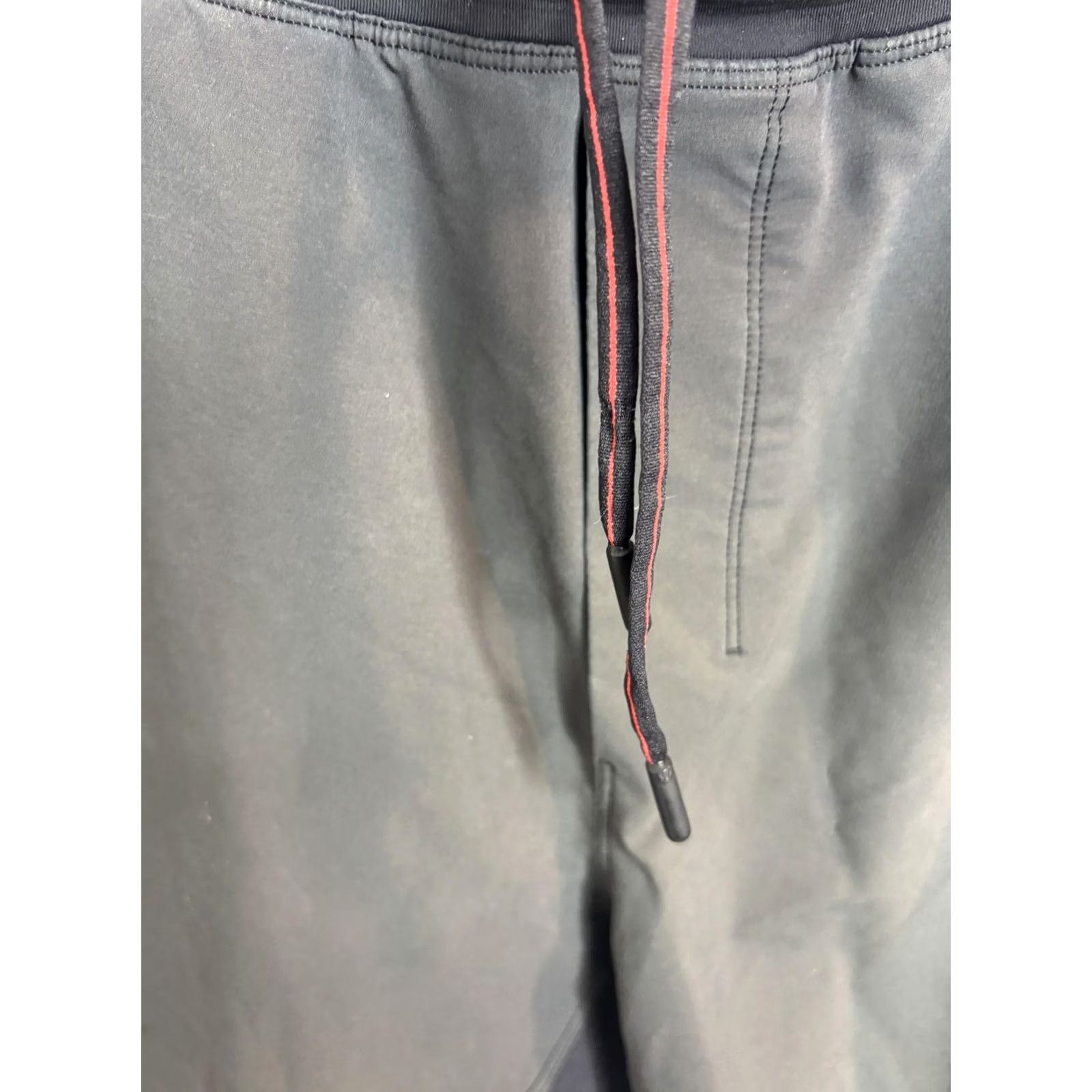 Lululemon Lululemon Shorts Mens Large Black Gray Athletic Drawstring Pockets Logo Size US 31 - 3 Thumbnail