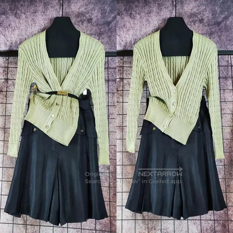 Burberry Burberry Women's Knitted Short Cardigan in Light Green. Size M / US 6-8 / IT 42-44 - 1 Thumbnail