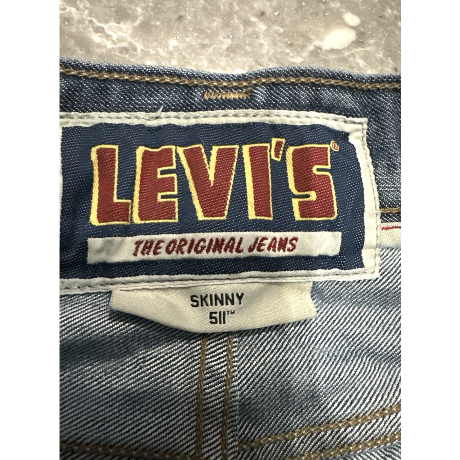 Denime Levi’s 511 Jeans Skinny Fit 34x32 Blue Wash Denim Cotton Blend Stretch Zip Pocket 5-Pocket Men Regular Size Type: Jeans Size US 34 / EU 50 - 3 Thumbnail