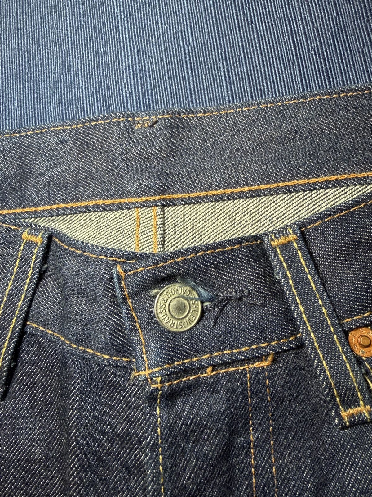 DENIM TEARS × Levi's Denim Tears Cotton Wreath Raw Denim Size US 31 - 4 Thumbnail
