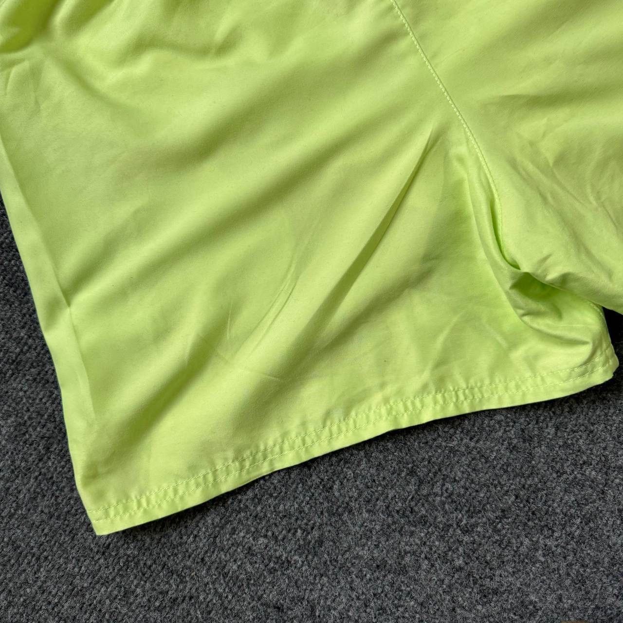 Nike Mans Nike Shorts Size L Sport-wear Y2K 00s USA Swimwear Size US 36 / EU 52 - 10 Thumbnail