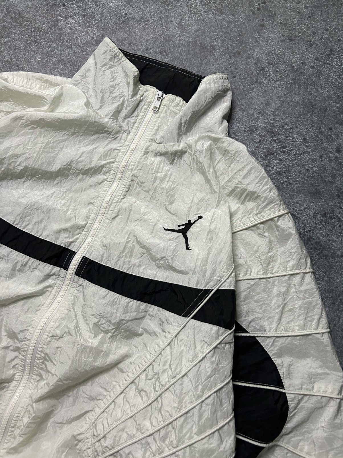 Jordan Brand × Nike × Vintage Nylon Vintage Jordan VERY RARE Size US L / EU 52-54 / 3 - 2 Thumbnail