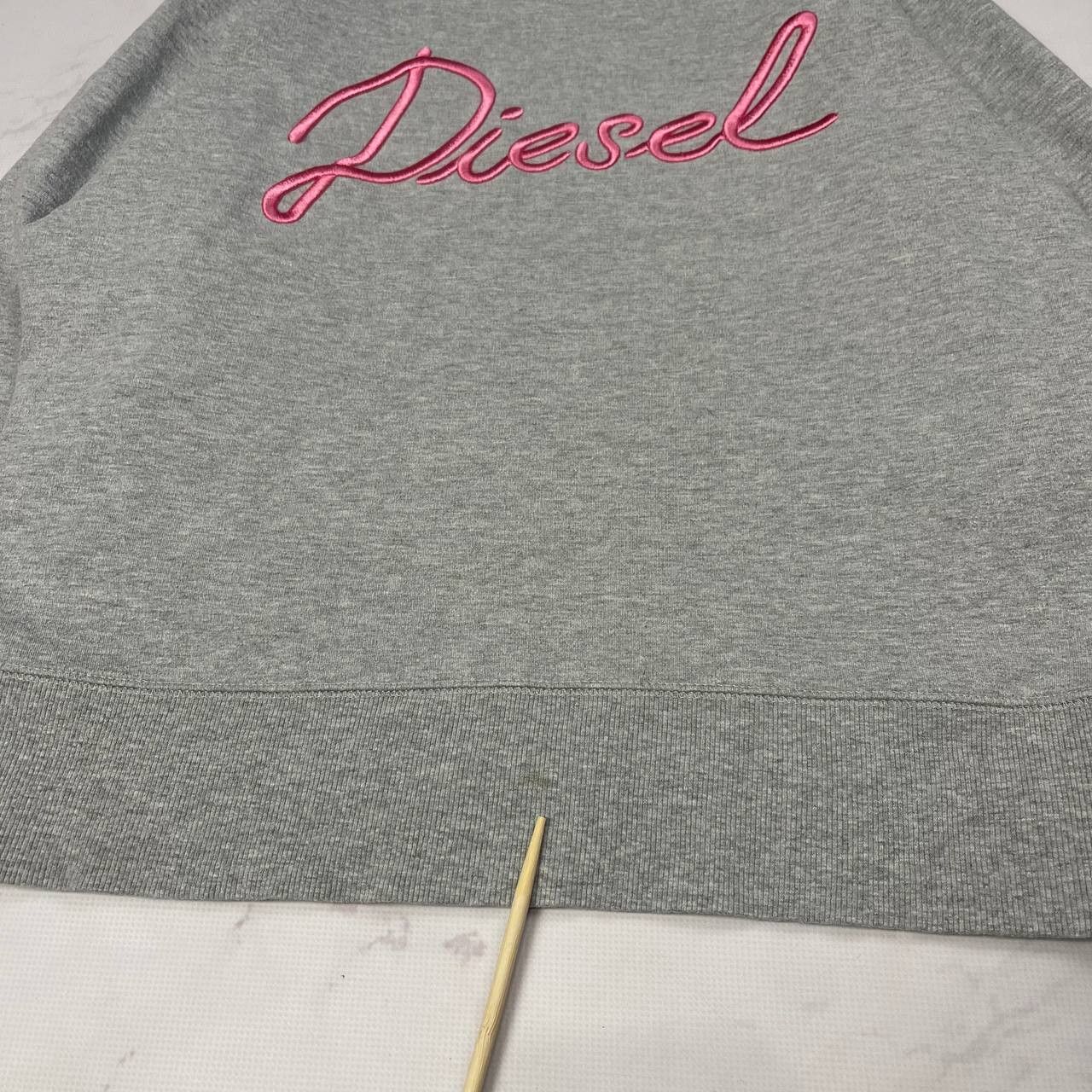 Diesel Diesel Vintage Embroidered Pink Logo Crewneck y2k style Size S / US 4 / IT 40 - 6 Thumbnail