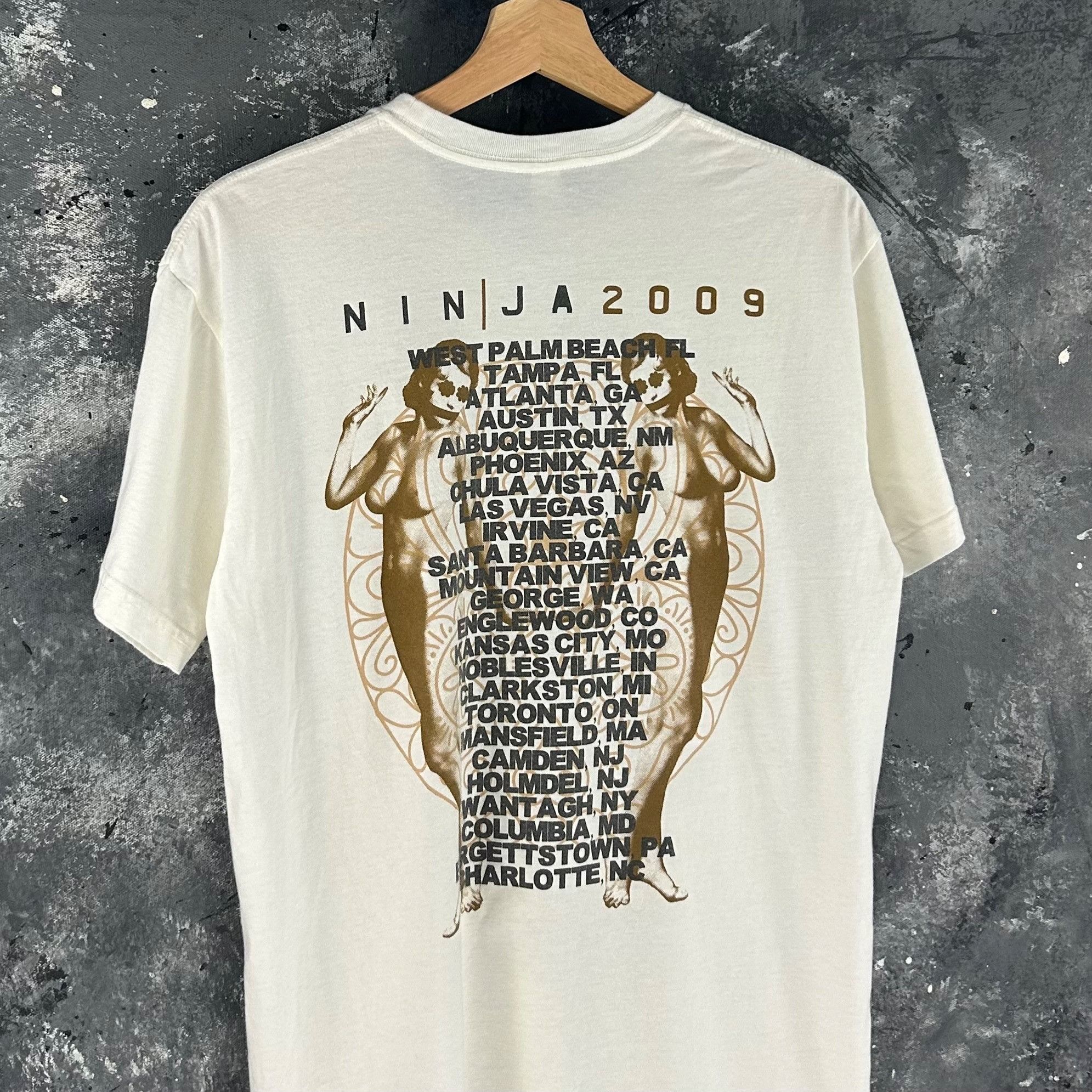 Band Tees × Vintage Jane’s Addiction NIN band shirt Size US M / EU 48-50 / 2 - 4 Thumbnail