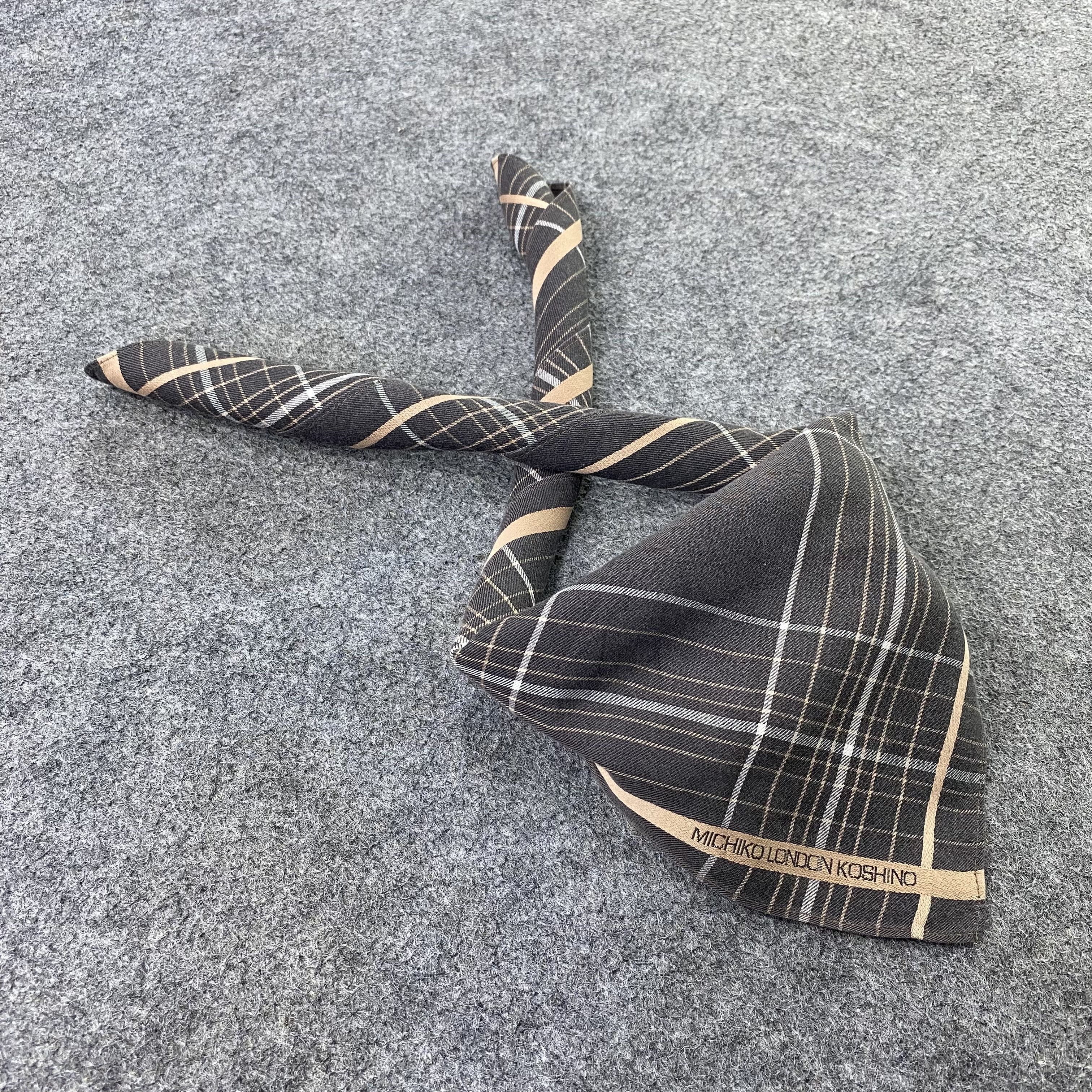Michiko Koshino London Michiko Koshino Handkerchief Neckerchief Bandana-B1616 Size ONE SIZE - 1 Thumbnail
