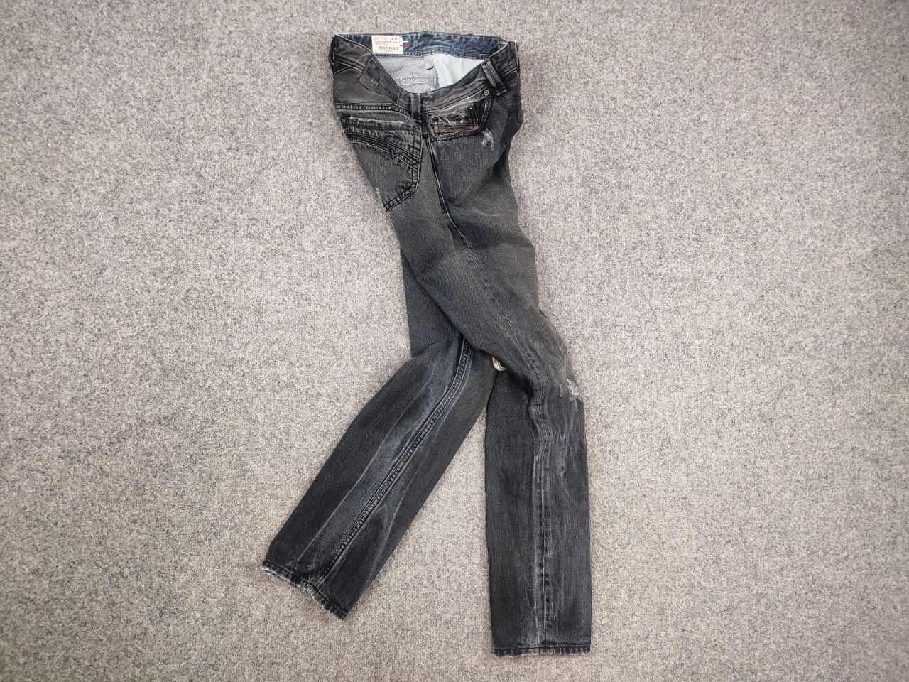Diesel Diesel Thanaz Vintage Waxed Distressed Denim Jeans l.g.b. Size US 30 / EU 46 - 12 Thumbnail