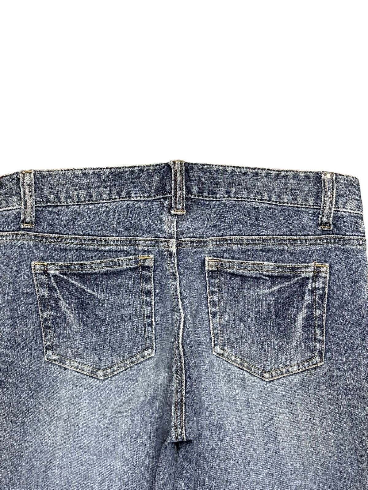 Japanese Brand Vintage Japanese Brand Faded Blue Wash Bush Flare Jeans Size 30" / US 8 / IT 44 - 8 Thumbnail