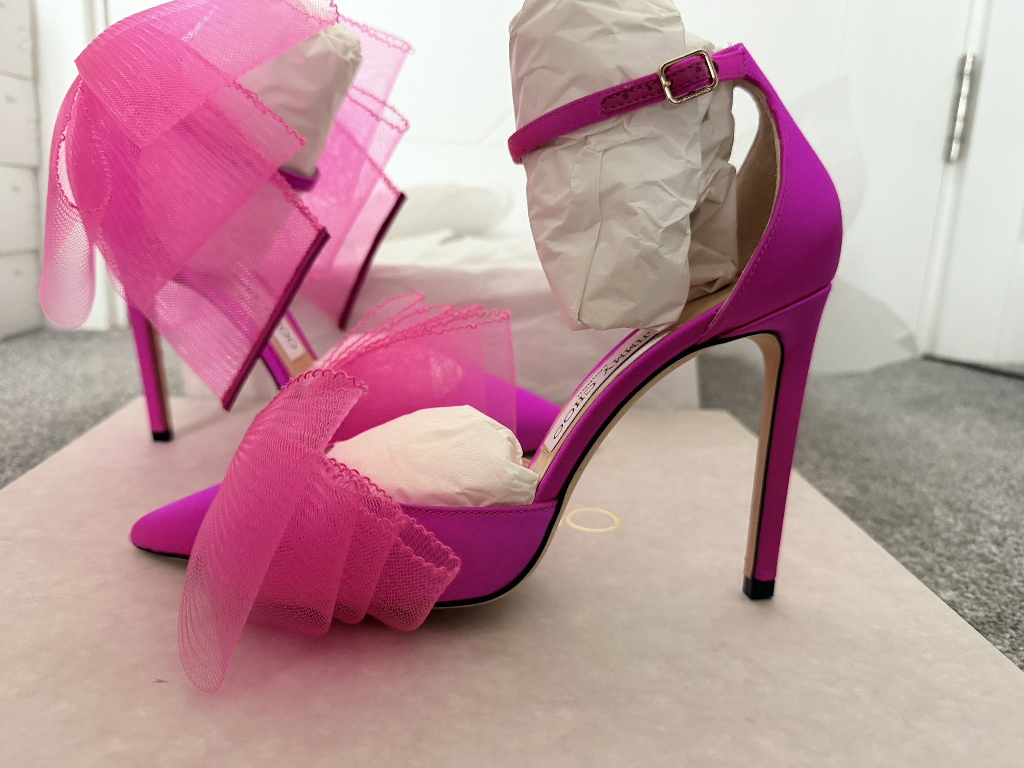 Jimmy Choo Jimmy Choo Averly 100 bow ankle strap pumps Size US 8 / IT 38 - 6 Thumbnail