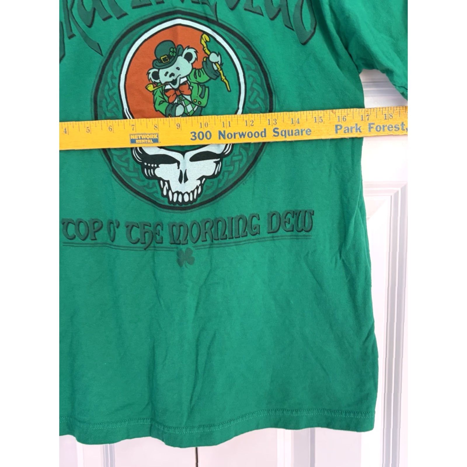 Liquid Blue Mens LIQUID BLUE Grateful Dead Irish Bears T-Shirt M Green Crew Neck Short Sleeve 100% Cotton Graphic Tee 90s Animals Mens Size US M / EU 48-50 / 2 - 5 Thumbnail
