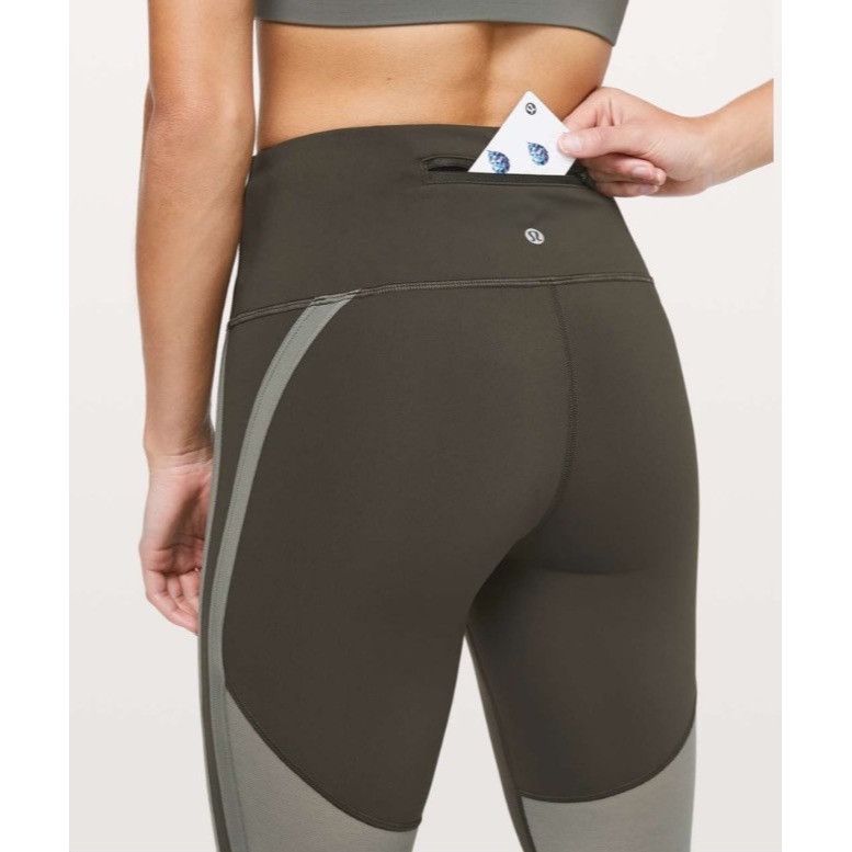 Lululemon 𝓛𝓾𝓵𝓾𝓵𝓮𝓶𝓸𝓷 Zip The Line Crop *23 Size 8 Size 30" / US 8 / IT 44 - 13 Thumbnail