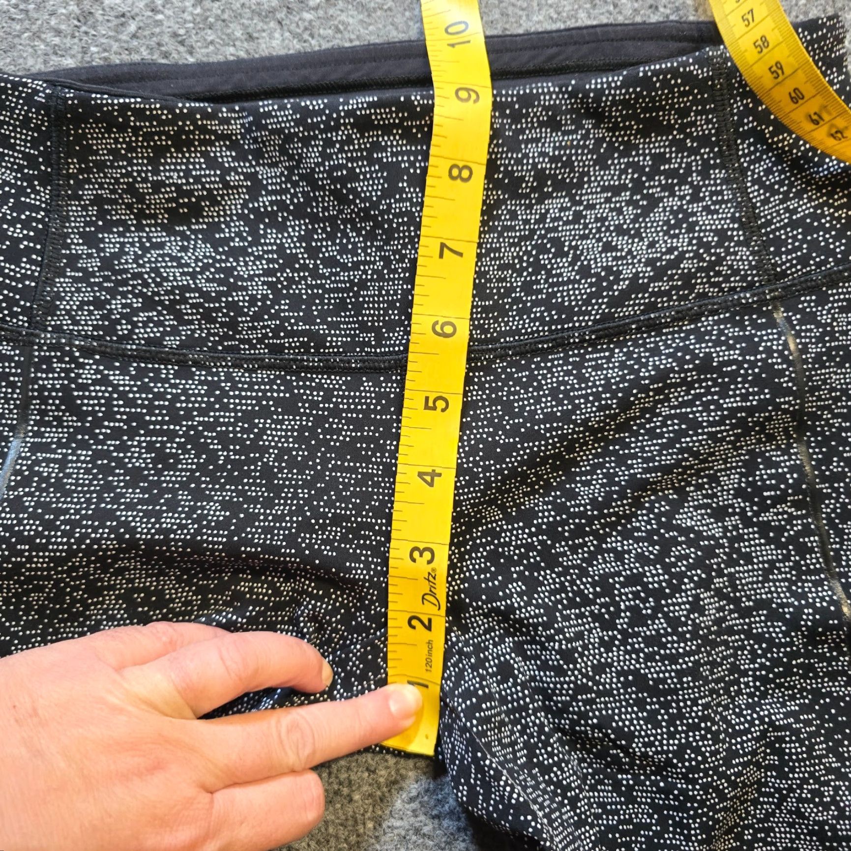 Lululemon Lululemon Wunder Under Crop Leggings Womens Size 4 Black Speckled Athletic Stretch Carnival Size 27" / US 4 / IT 40 - 6 Thumbnail