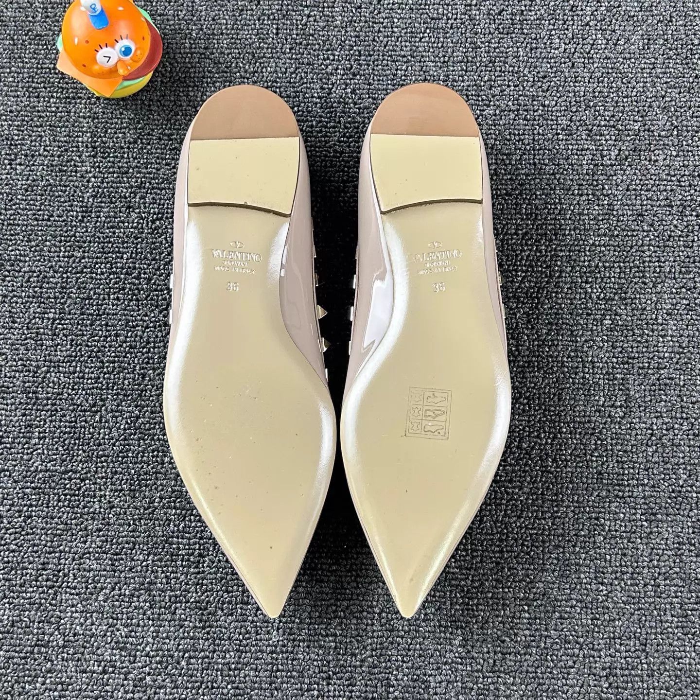 Valentino Valentino nude pink studded flat 36 new Size US 5.5 / IT 35.5 - 6 Thumbnail