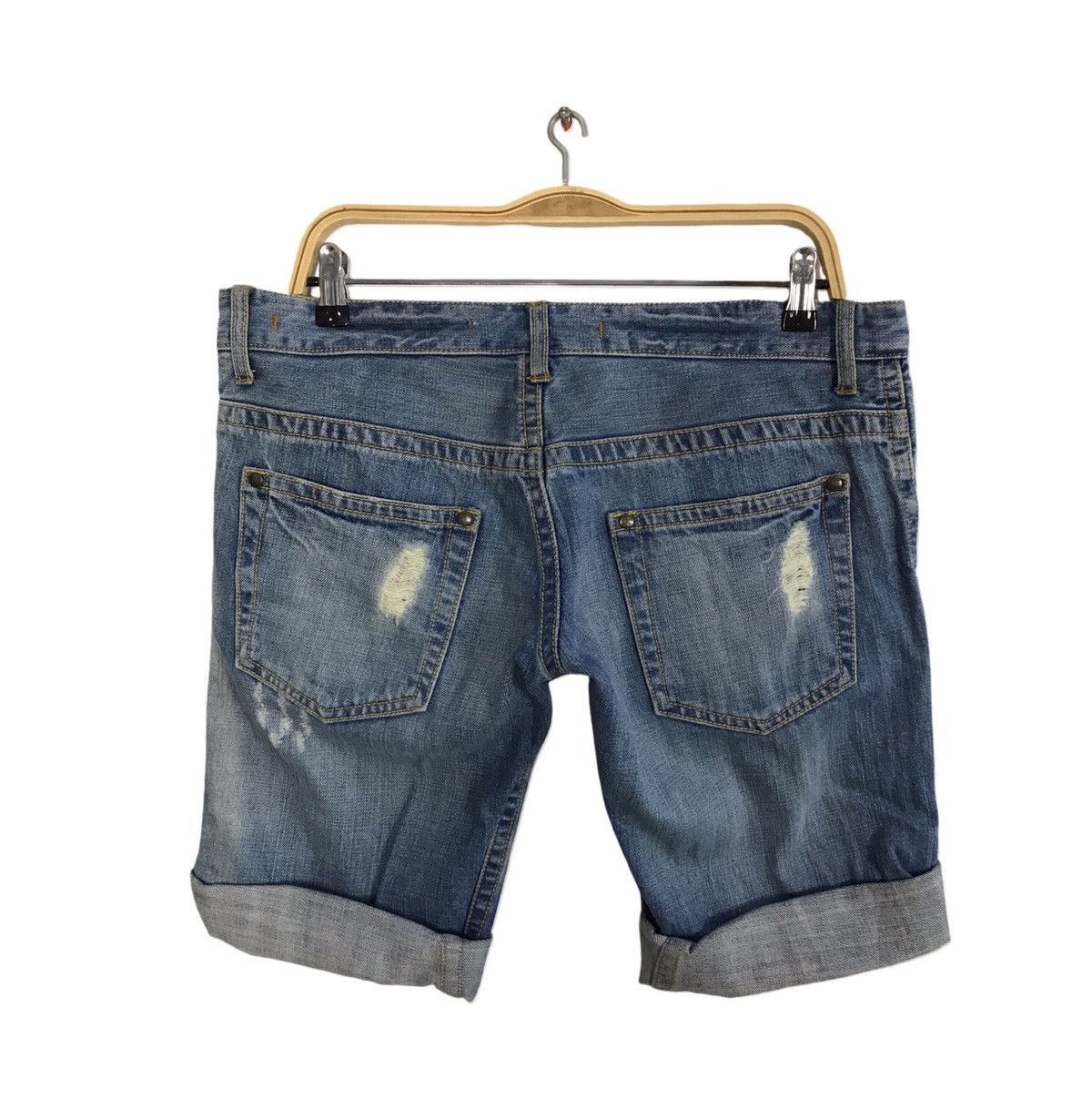 Japanese Brand Vintage Purple & Yellow Distressed Short Pants Zipper Style Size 34" / US 12 / IT 48 - 2 Thumbnail